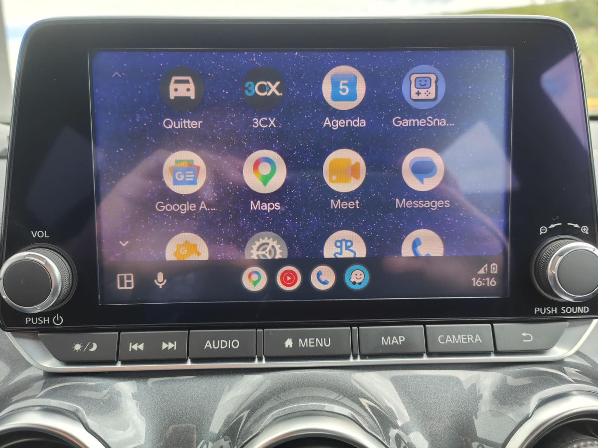 Nissan Juke 1.0 DCT N-CONNECT GPS CAMERA CARPLAY LED (2020) - Photo 22