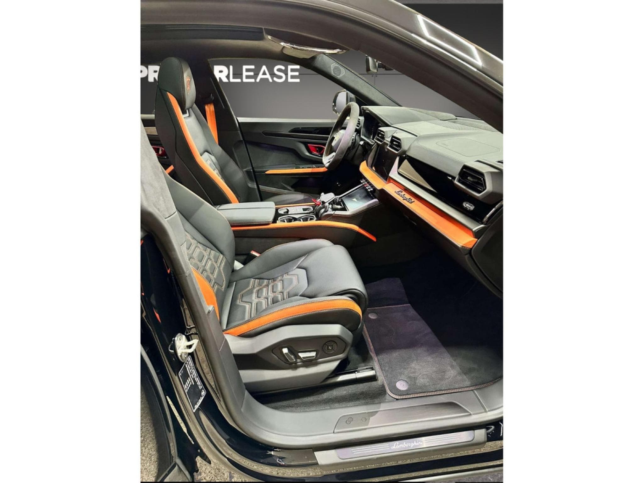 Lamborghini Urus URUS SE/NEW 2026/ STOCK AVAILABLE DIRECTLY (2026) - Photo 8