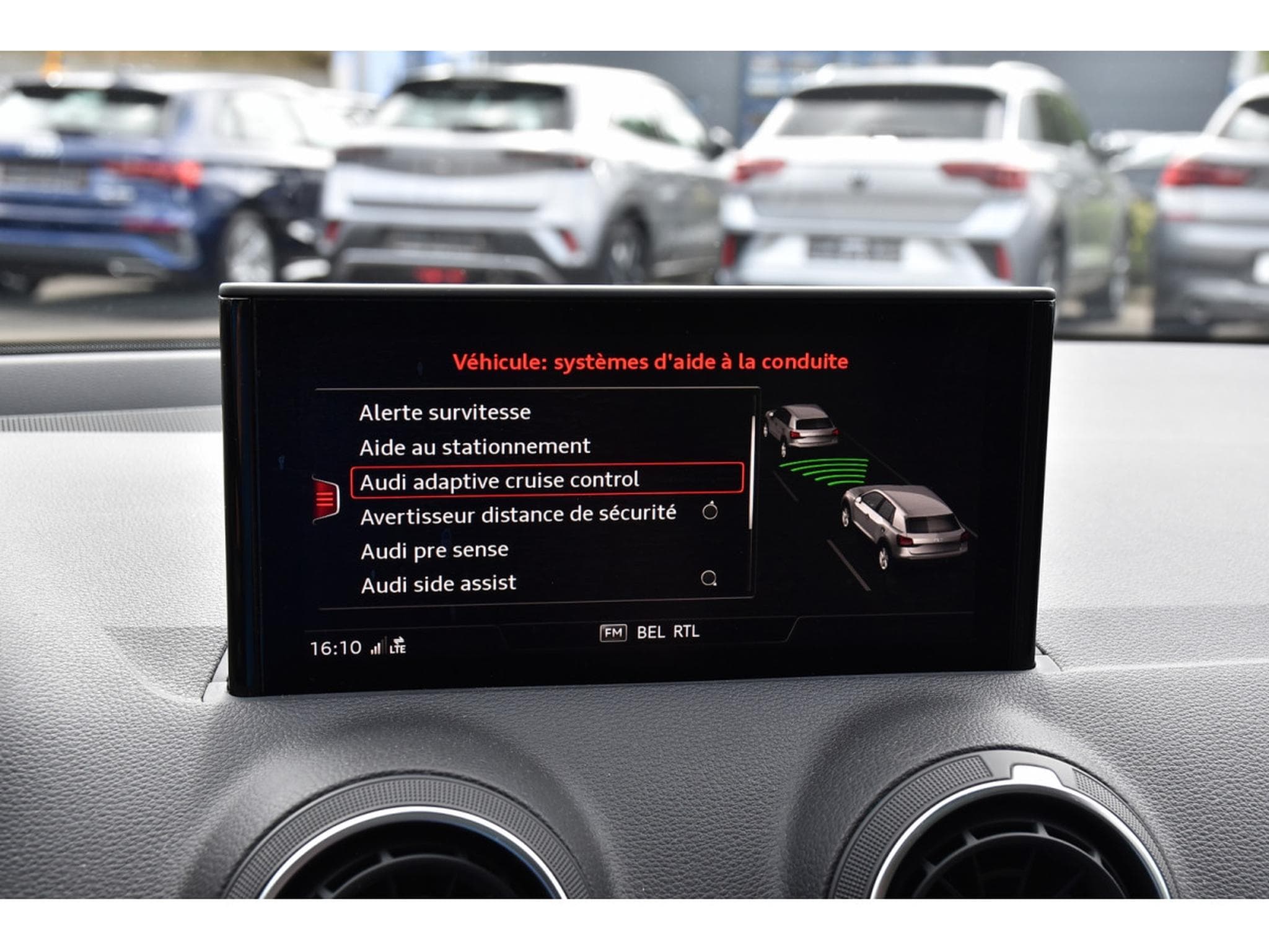 Audi Q2 35 TFSI S-Tronic TO CUIR ACC LANE SIDE GPS CAM LED 1° MAIN (2019) - Photo 15