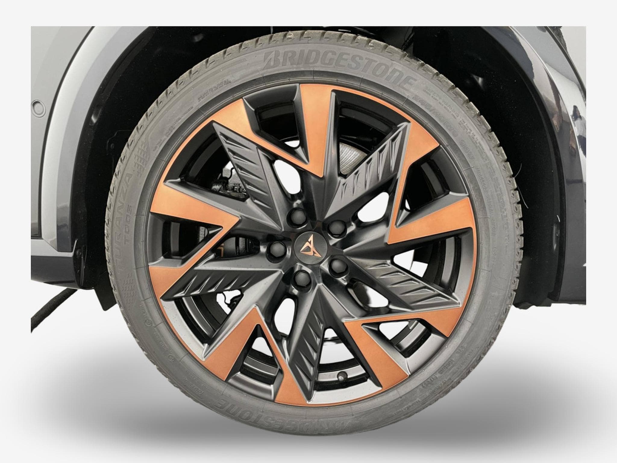 Cupra Formentor 2.0 TSI VZ 333 DSG 4 Drive (2025) - Photo 6