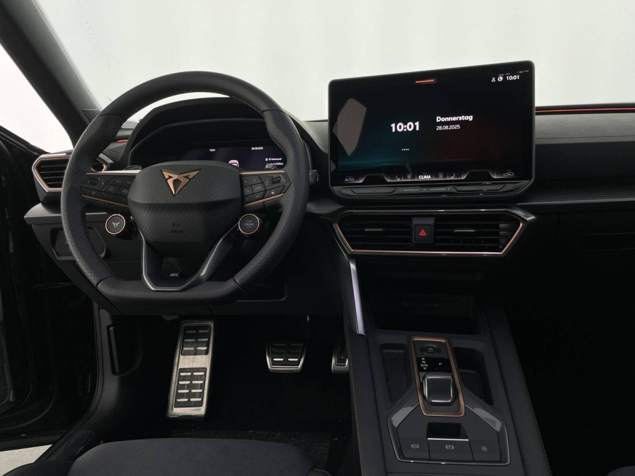 Cupra Formentor 2.0 TSI VZ 333 DSG 4 Drive (2025) - Photo 8