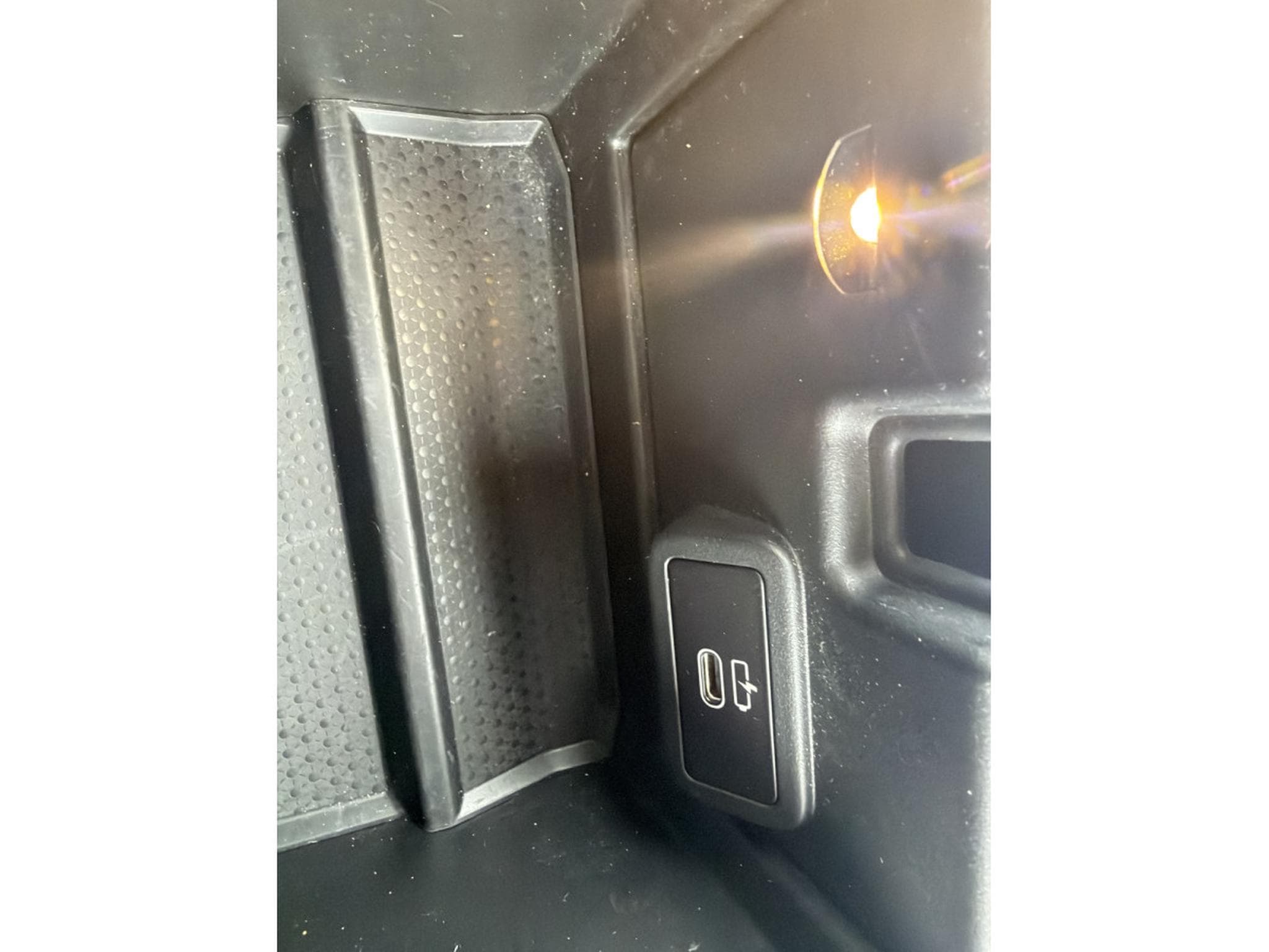 BMW 318 i BREAK AUTO 2.0 156CV BA8 (2024) - Photo 20