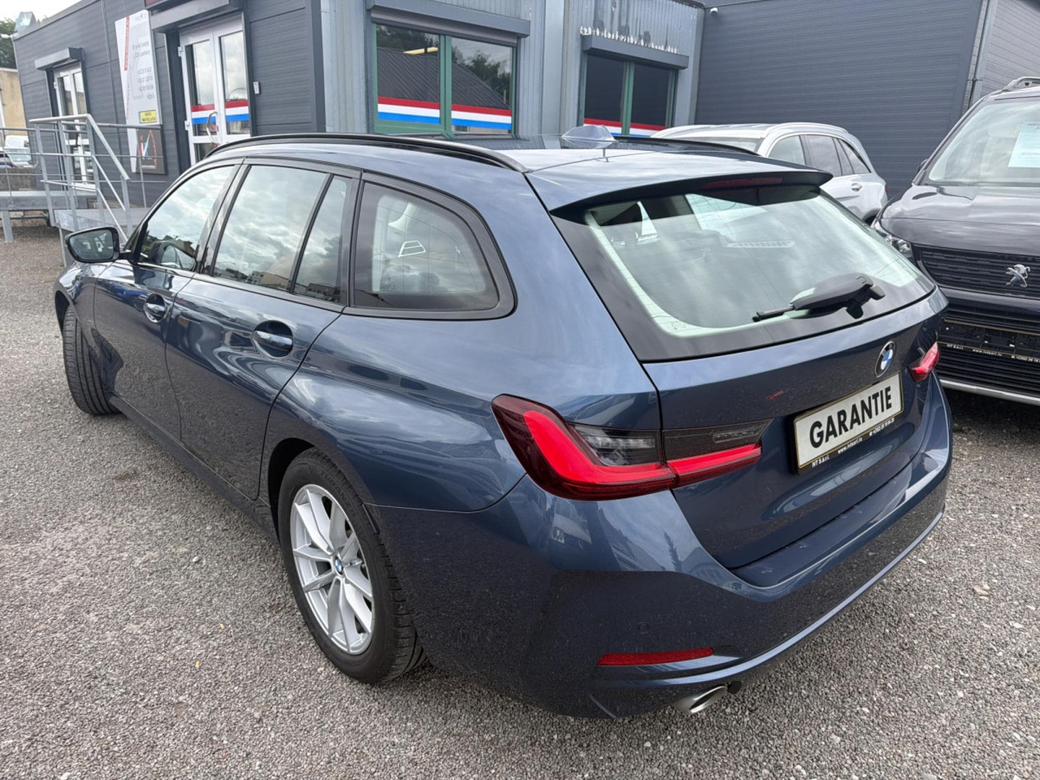 BMW 318 i BREAK AUTO 2.0 156CV BA8 (2024) - Photo 4