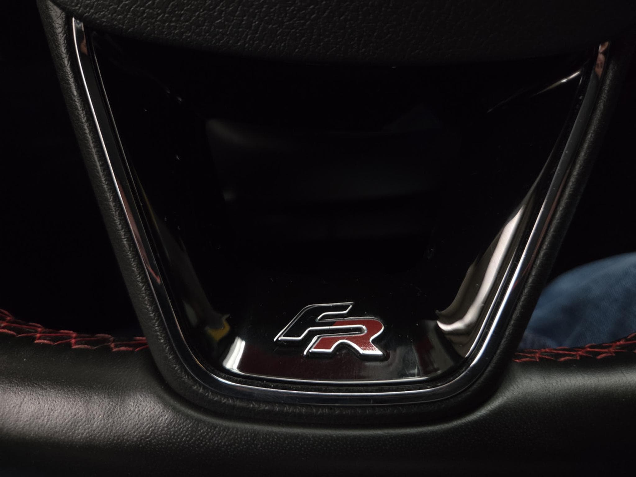 Seat Leon FR TSI DSG7 150CV (2020) - Photo 14