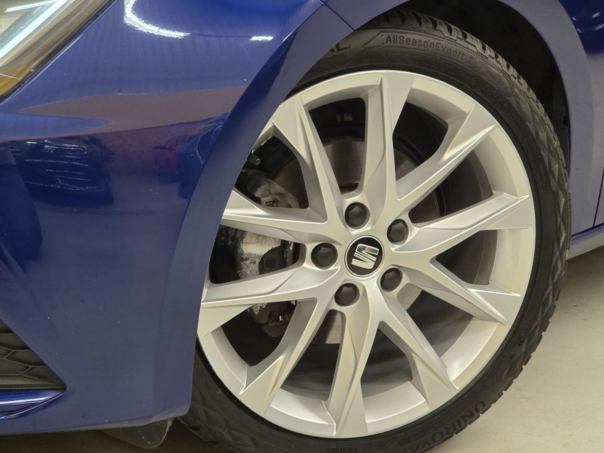 Seat Leon FR TSI DSG7 150CV (2020) - Photo 3