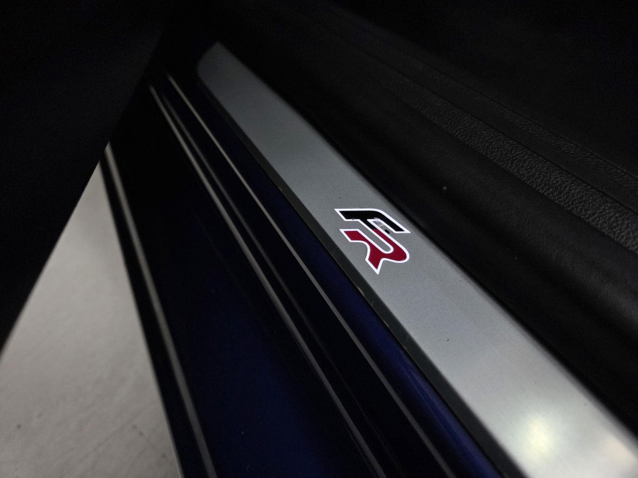 Seat Leon FR TSI DSG7 150CV (2020) - Photo 6