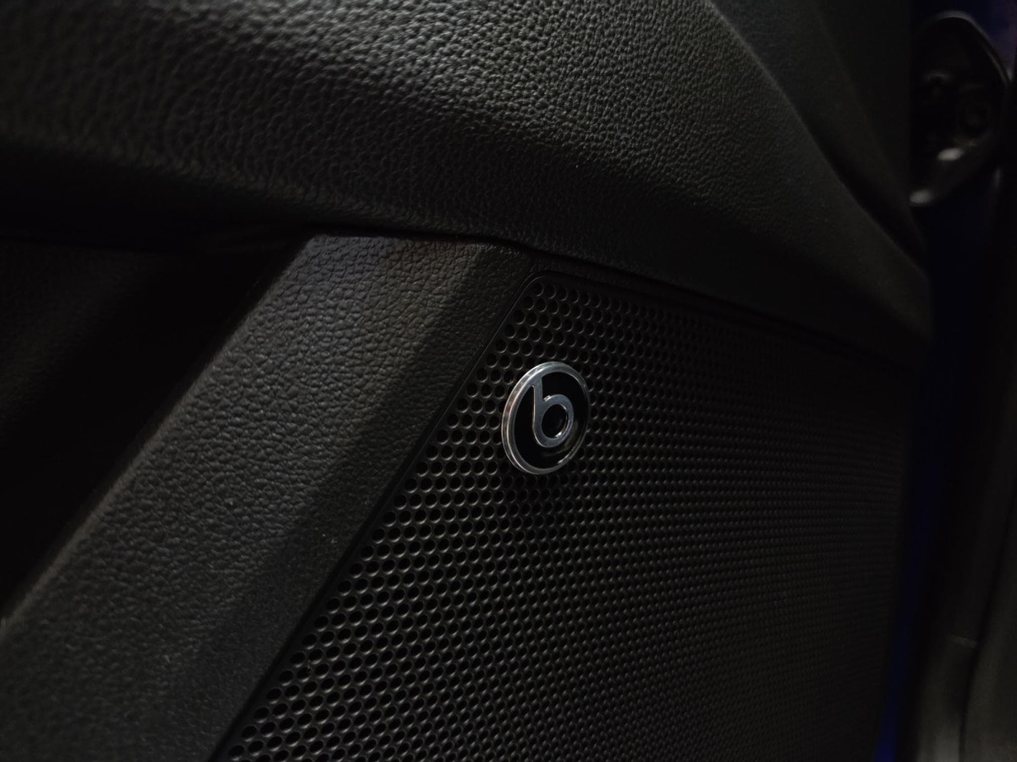 Seat Leon FR TSI DSG7 150CV (2020) - Photo 8