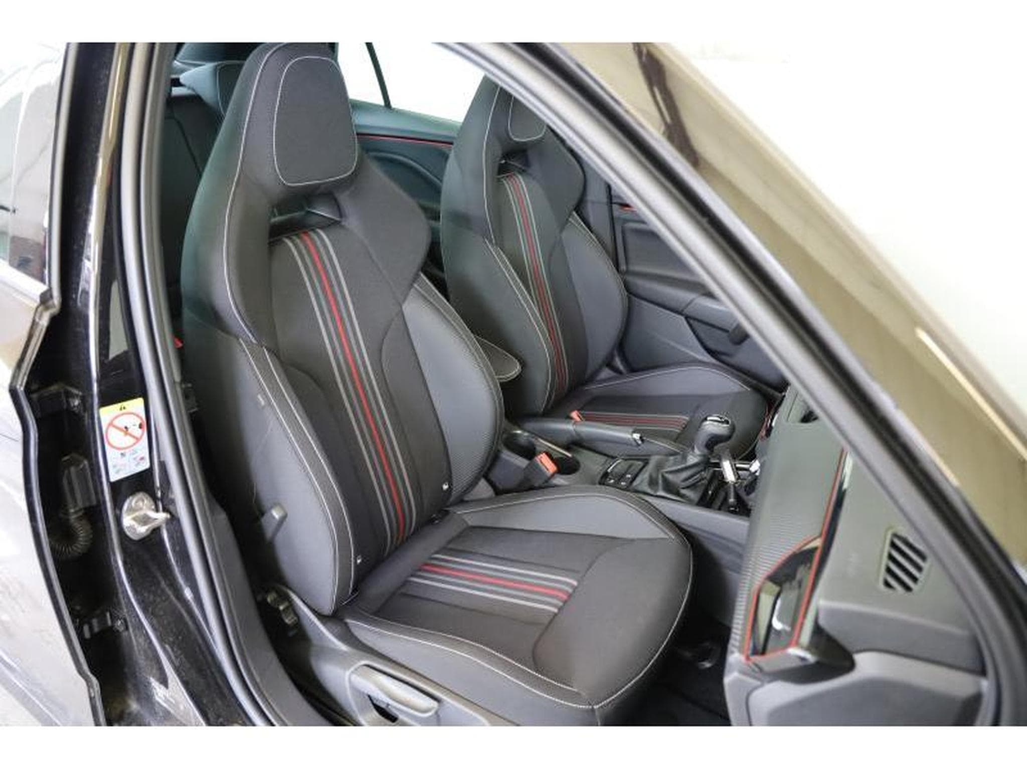 Skoda Kamiq Monte Carlo (2025) - Foto 13
