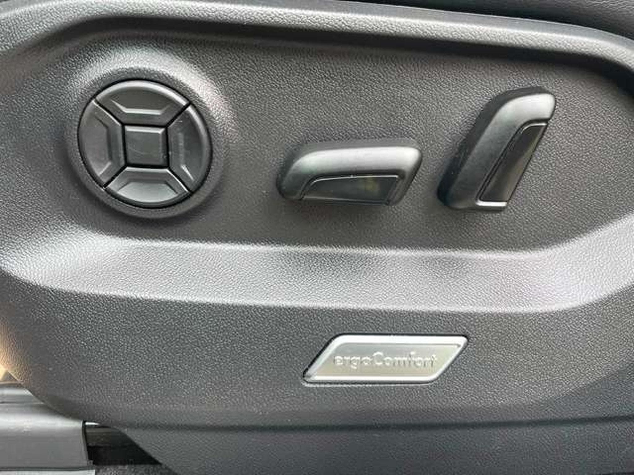 VW Touareg 3.0 V6 4Motion R-Line JUSQU'A 36 MOIS DE GARANTIE (2021) - Photo 11