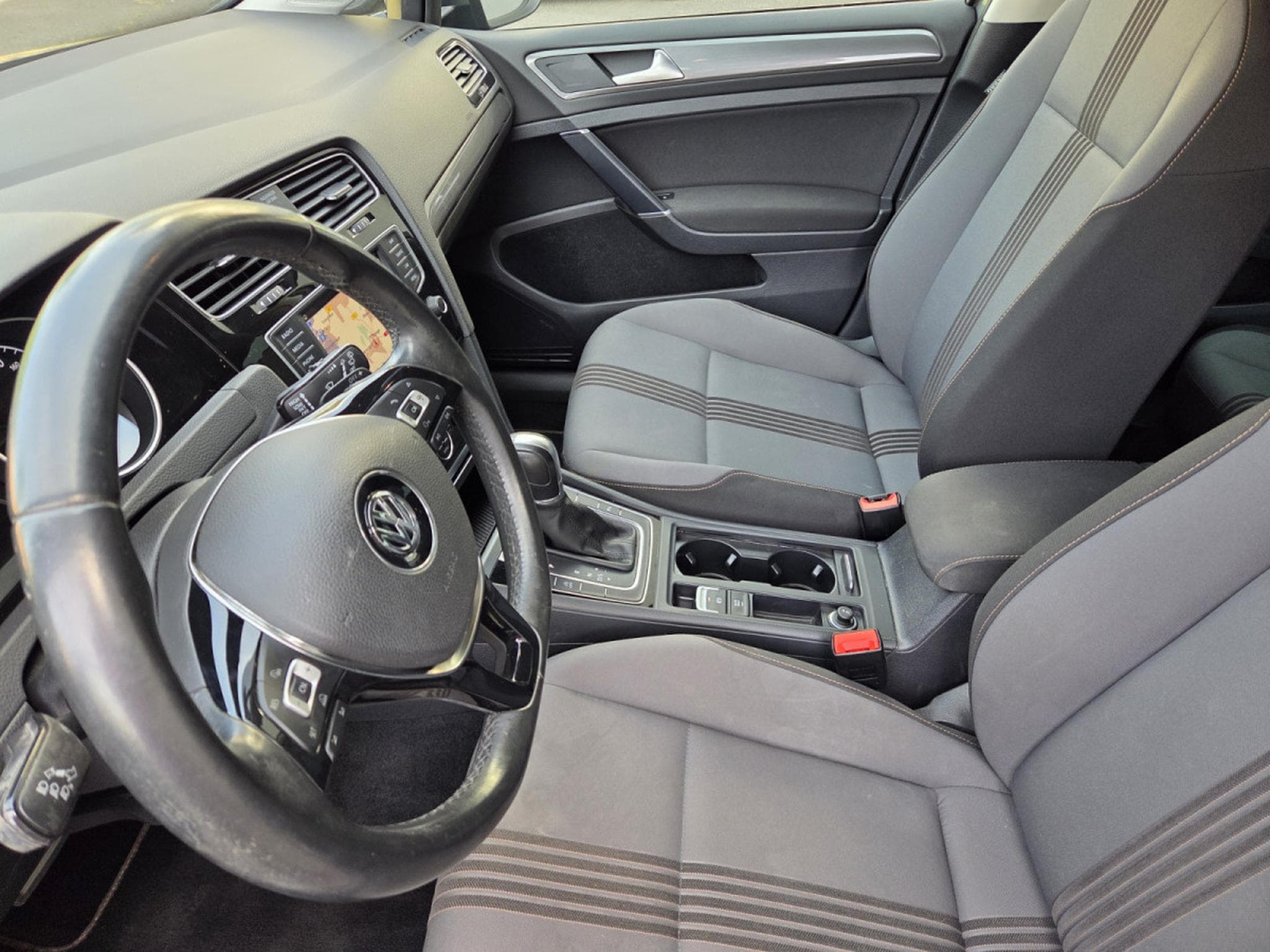 VW Golf TSI 110 CV DSG (Garantie 12 mois) (2016) - Photo 6