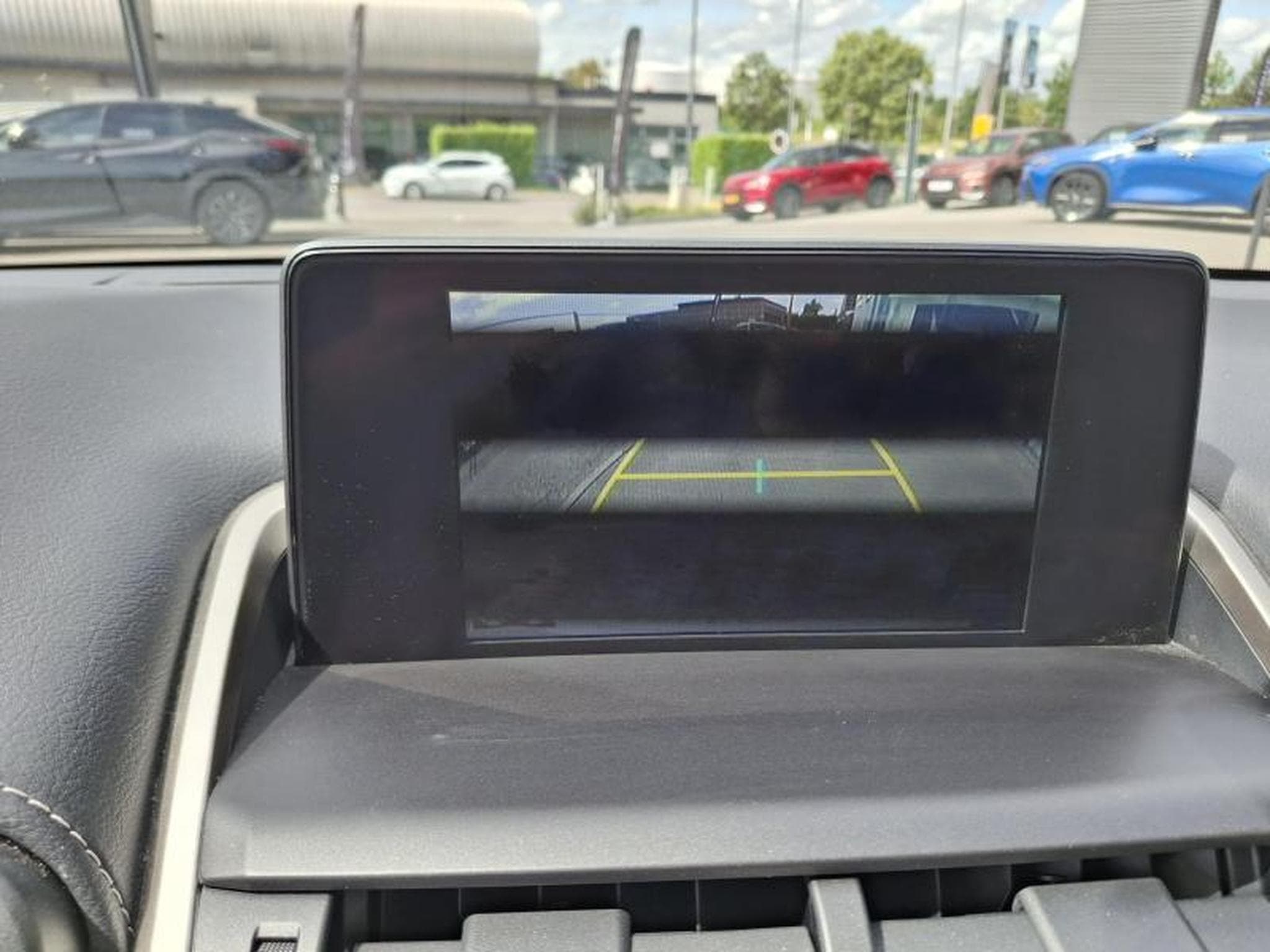 Lexus NX Executive (2020) - Foto 17