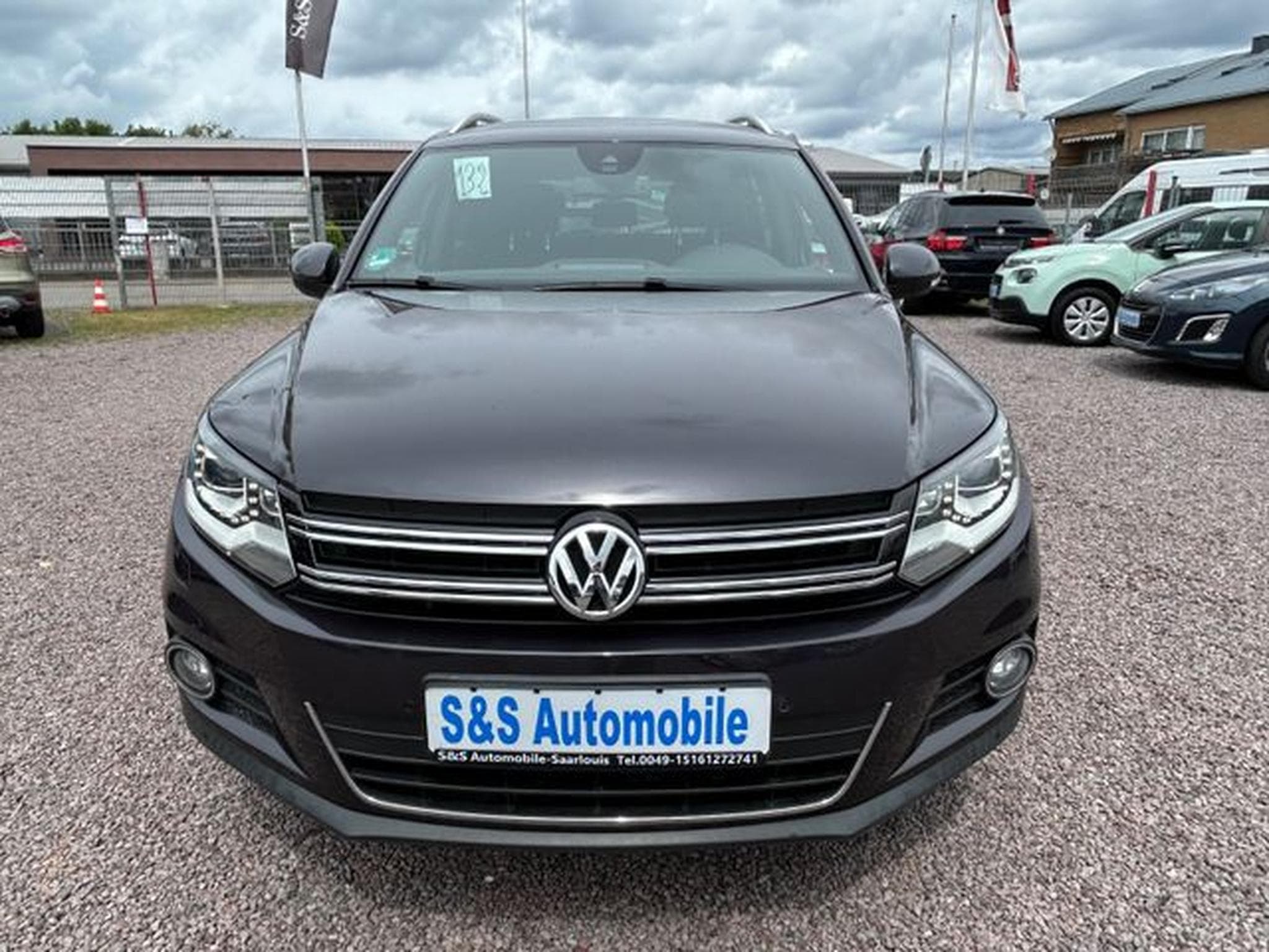 VW Tiguan Tiguan Lounge Sport &amp; Style BMT *Bi-Xenon*Navi* (2015) - Photo 2