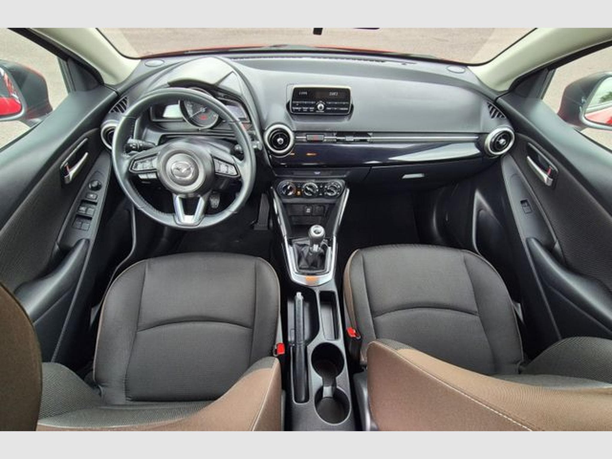 Mazda 2 2 Center-Line, 1.Hand, Klima. (2020) - Foto 9