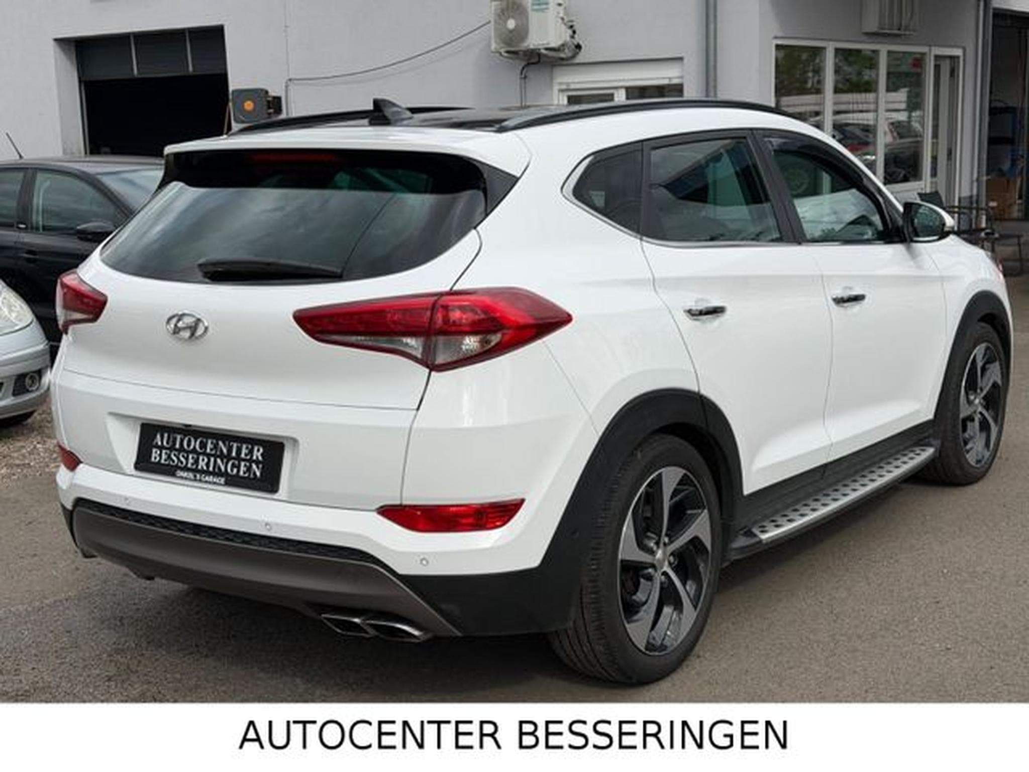 Hyundai TUCSON Tucson 25 Jahre 4WD * PANORAMA * LED * (2016) - Foto 3