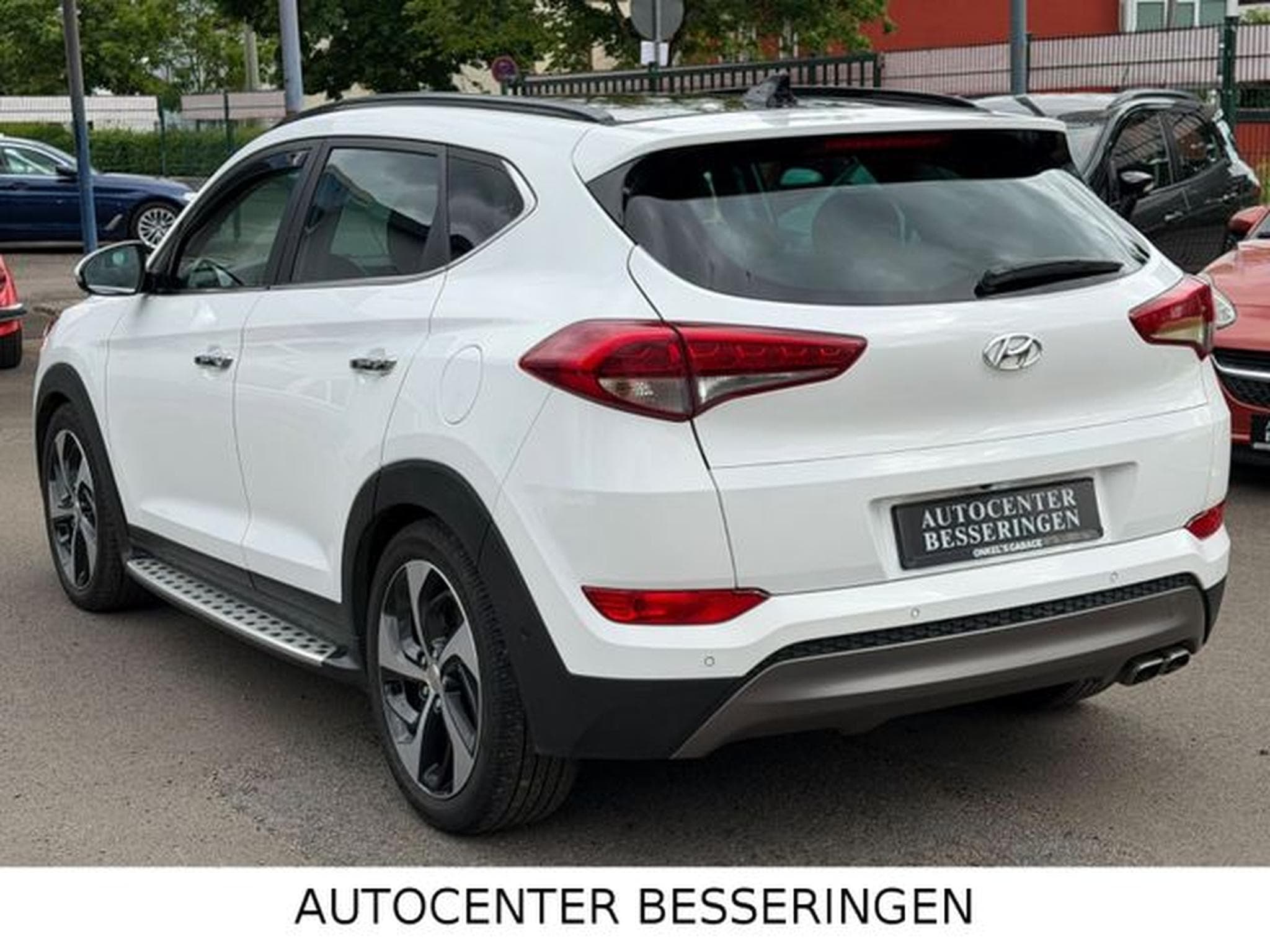 Hyundai TUCSON Tucson 25 Jahre 4WD * PANORAMA * LED * (2016) - Foto 4
