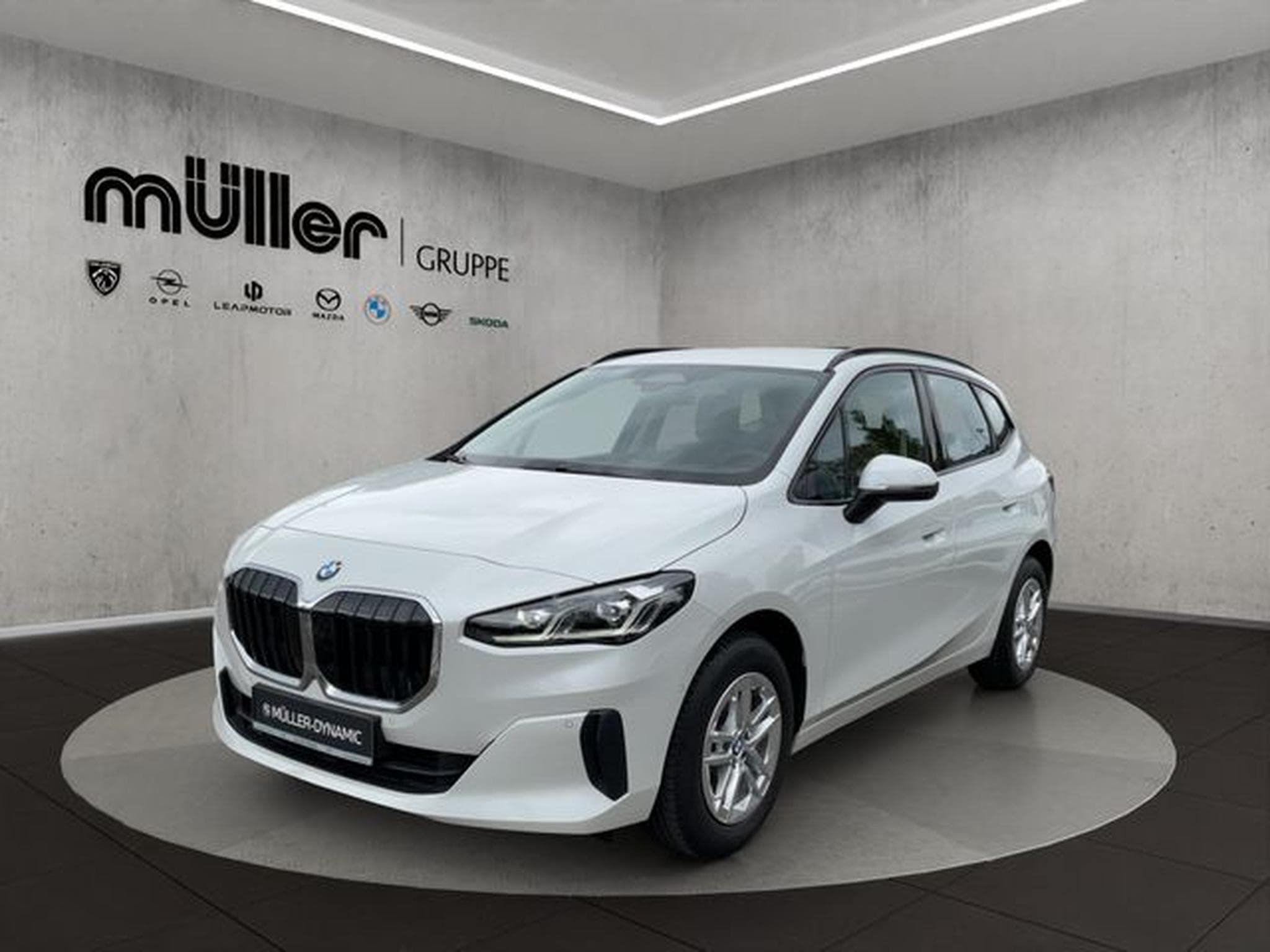 BMW 216 216i ACTIVE TOURER AUTOMATIK LED DRIV ASSIST KOM (2024) - Foto 1