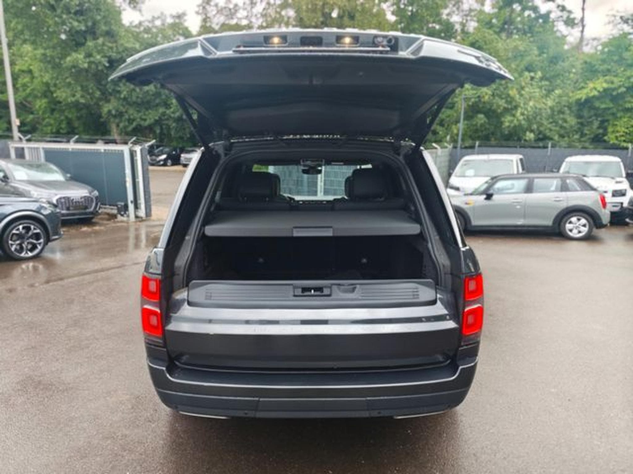 Land-Rover Range Rover RANGE ROVER VOGUE*MERIDAN*MEMORY*V8*LUFTFEDERUNG (2019) - Photo 9