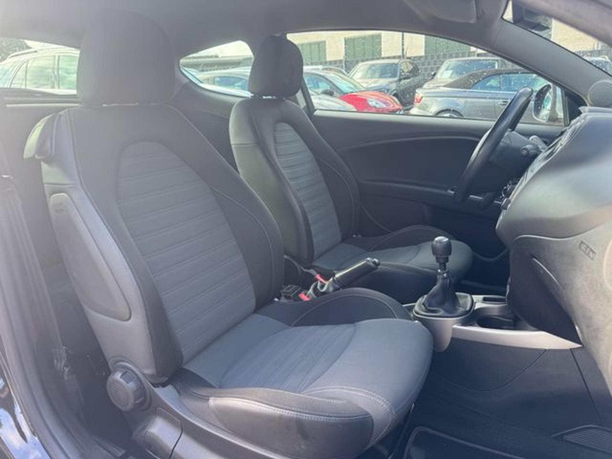Alfa-Romeo MiTo MITO SUPER *8-FACH*PDC*KLIMA*ALU* (2017) - Foto 15