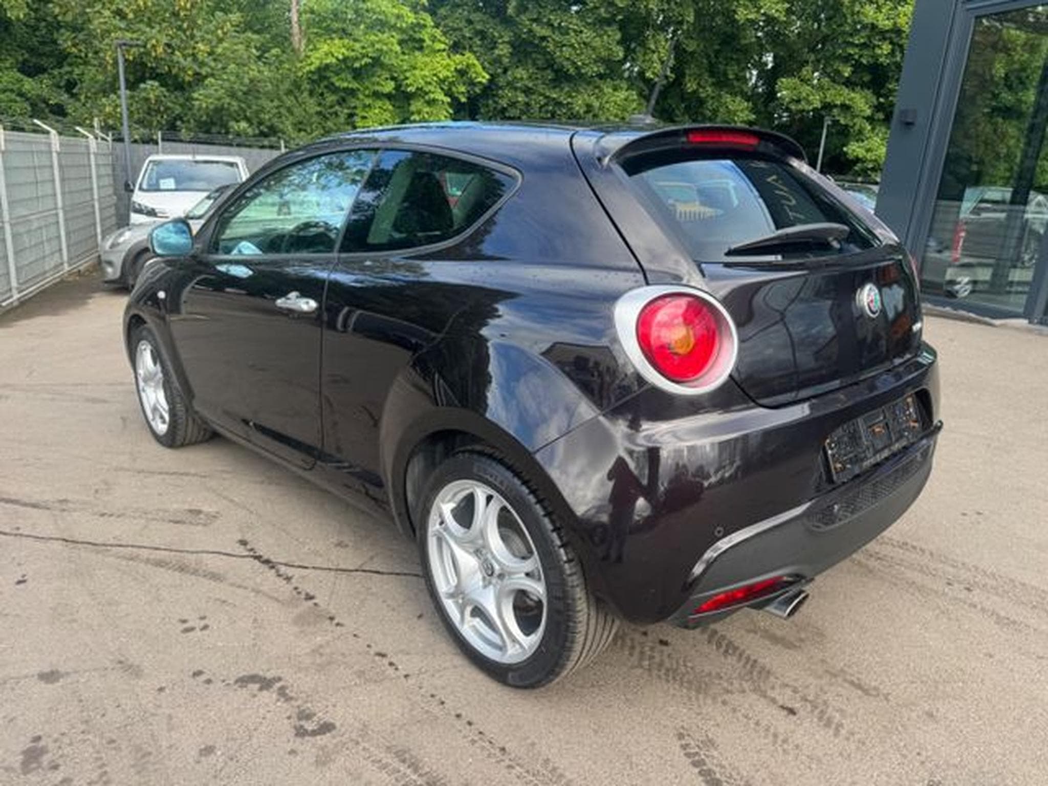 Alfa-Romeo MiTo MITO SUPER *8-FACH*PDC*KLIMA*ALU* (2017) - Foto 8