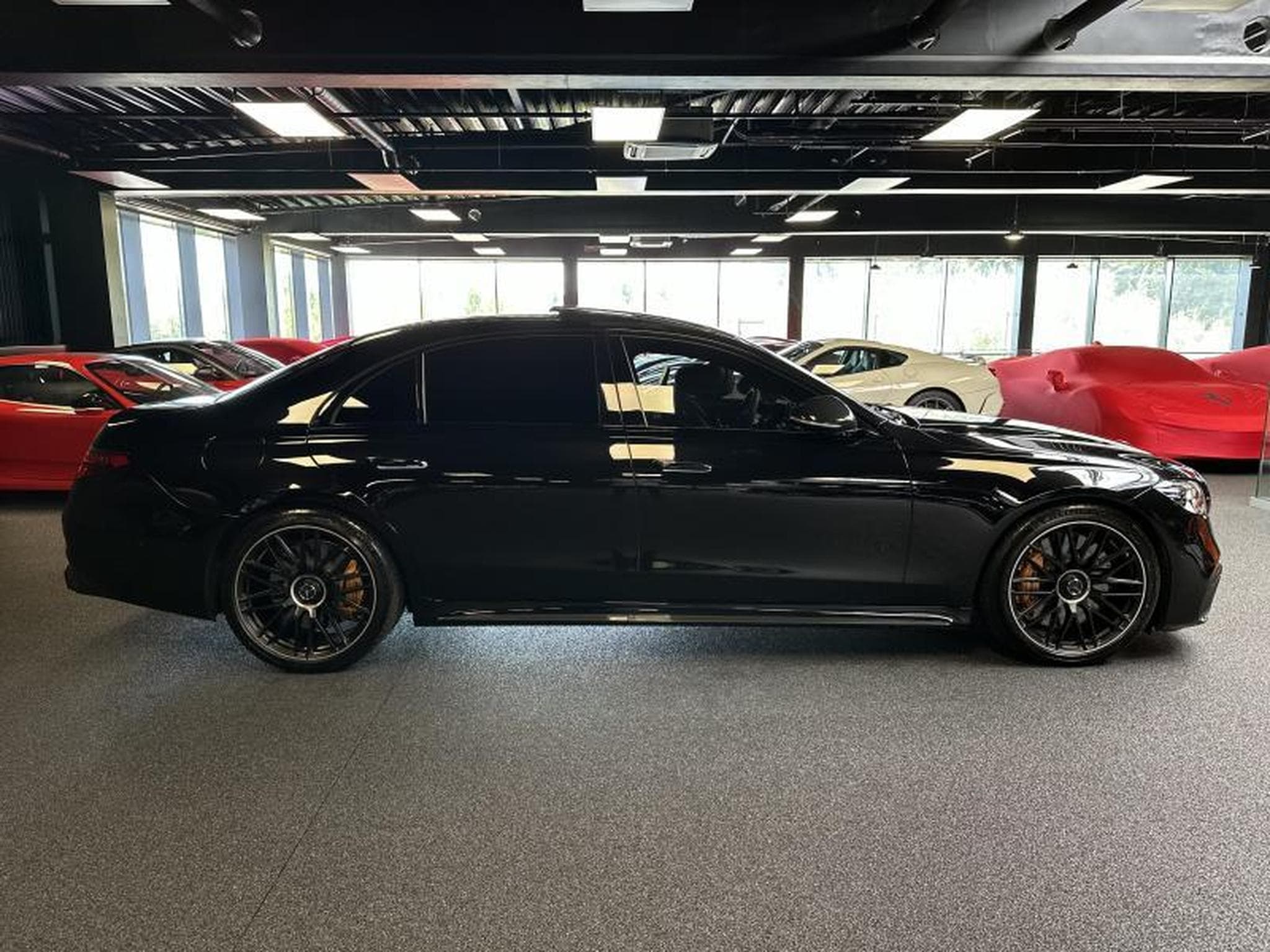 Mercedes S 63 AMG E-performance UPE 287K (2023) - Photo 10