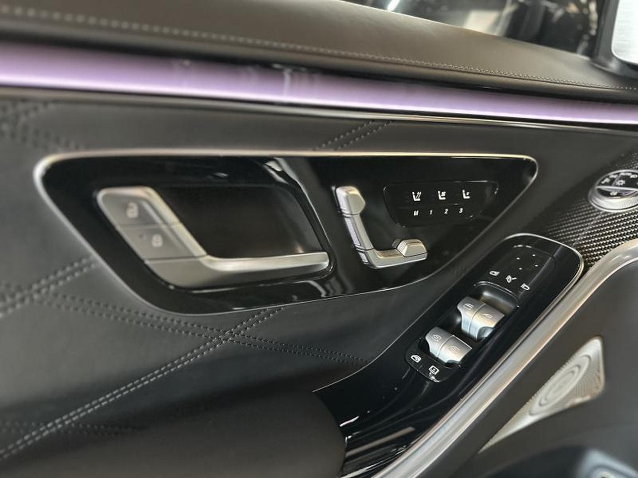 Mercedes S 63 AMG E-performance UPE 287K (2023) - Photo 13