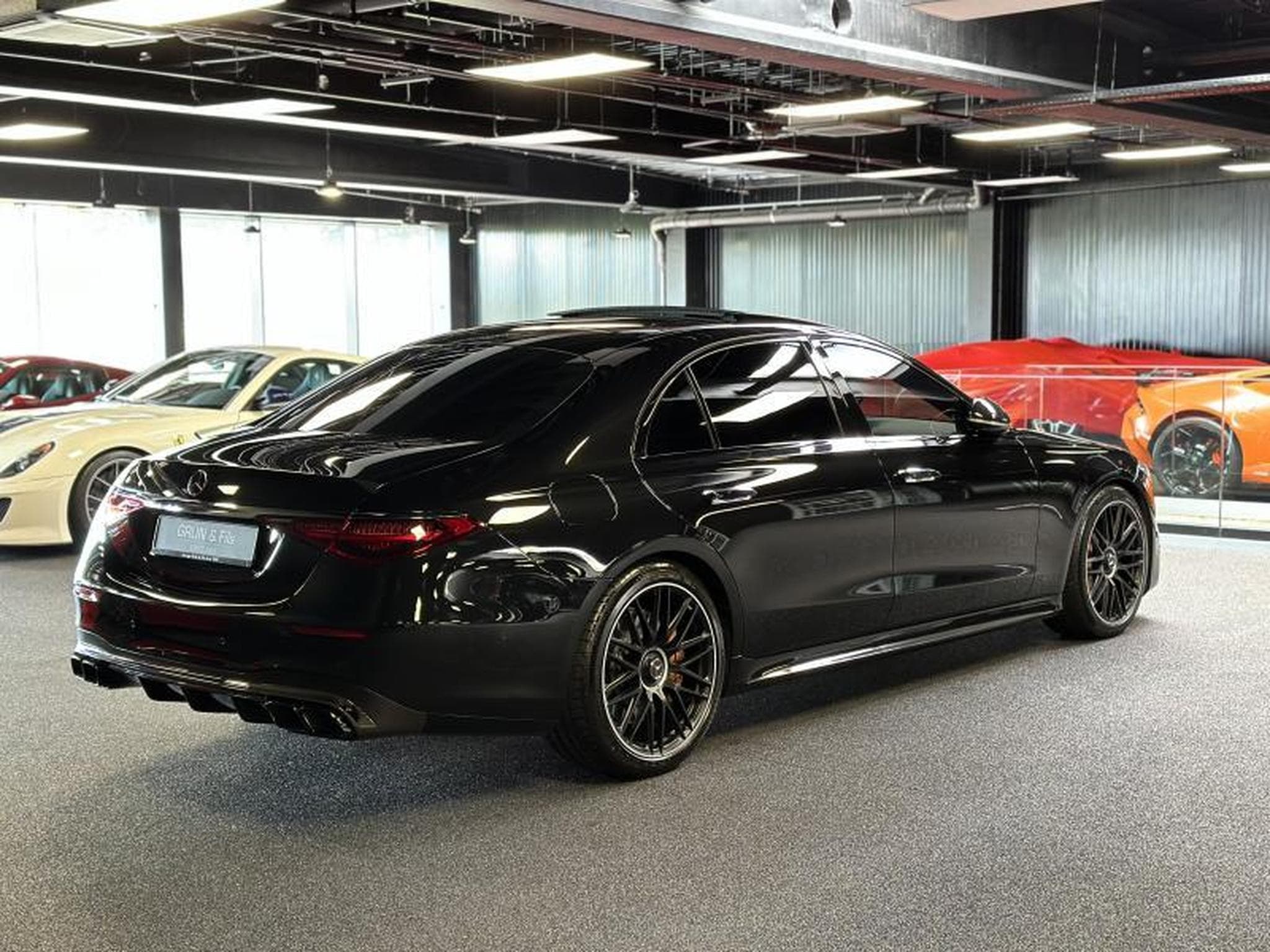 Mercedes S 63 AMG E-performance UPE 287K (2023) - Photo 9