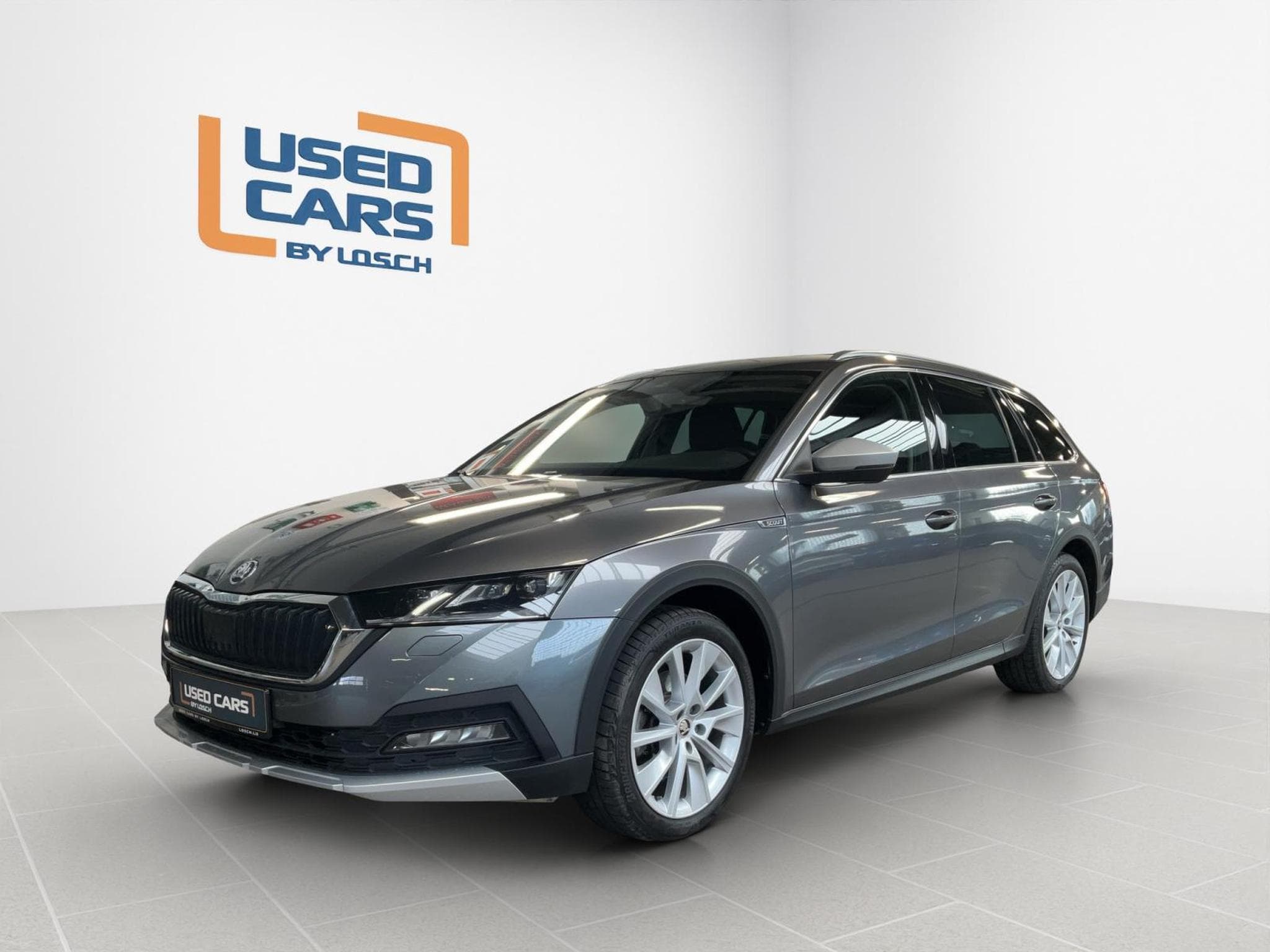 Skoda Octavia Combi+Scout+DSG+4x4+AHK (2022) - Foto 1