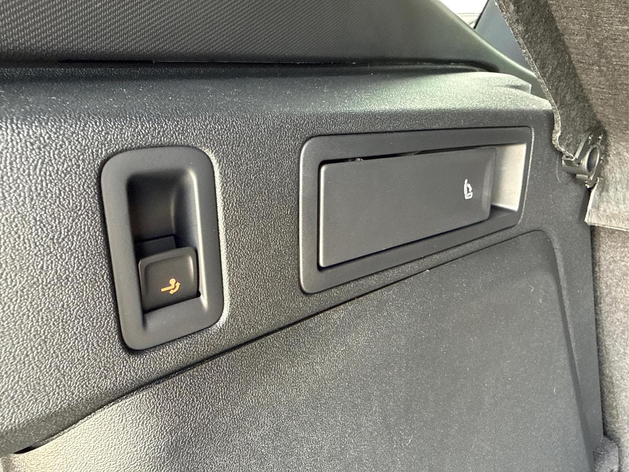 VW Tiguan Prime Edition Plug-In-Hybrid (2026) - Photo 12