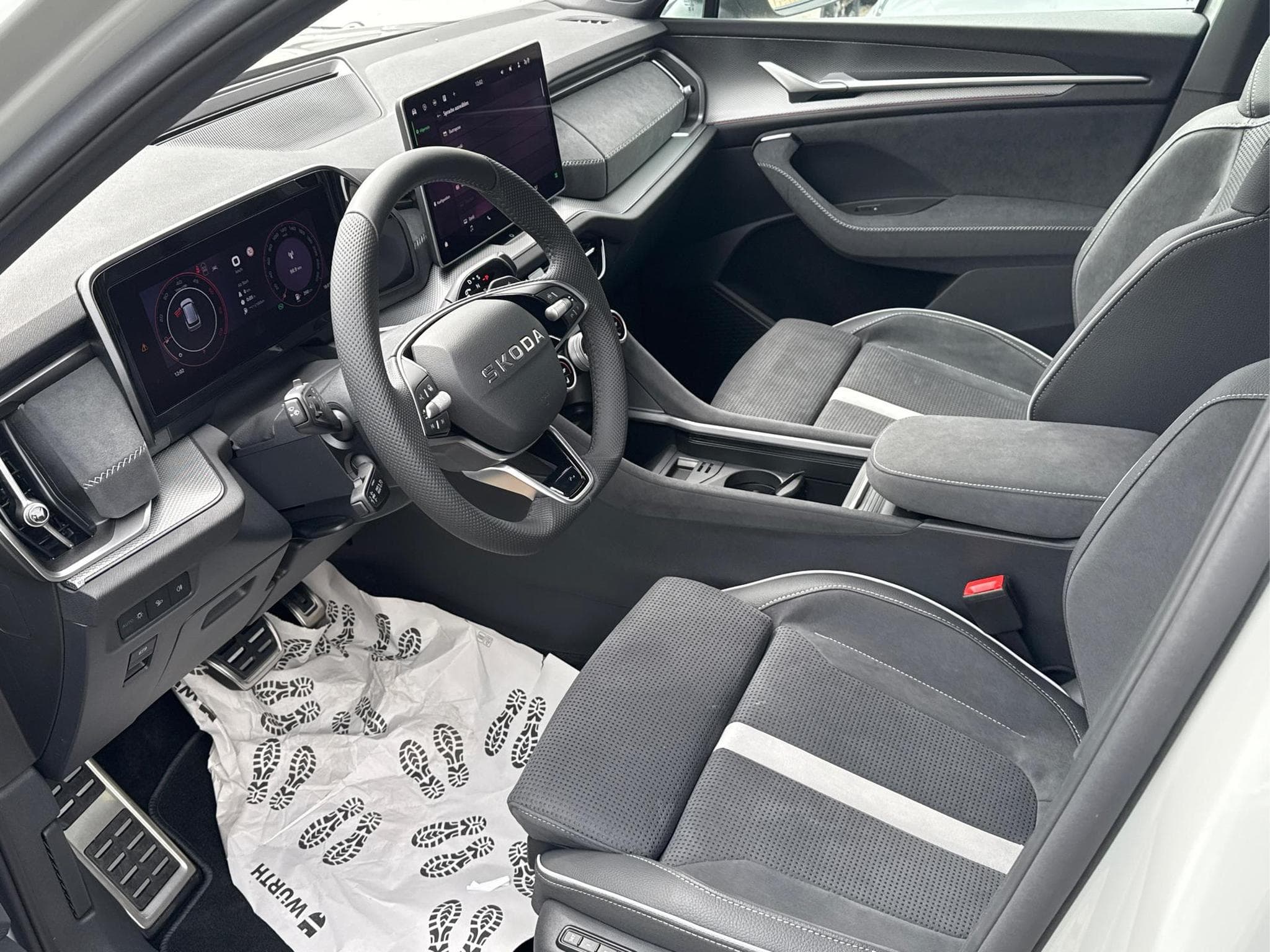 Skoda Kodiaq Sportline Explore (2026) - Foto 12