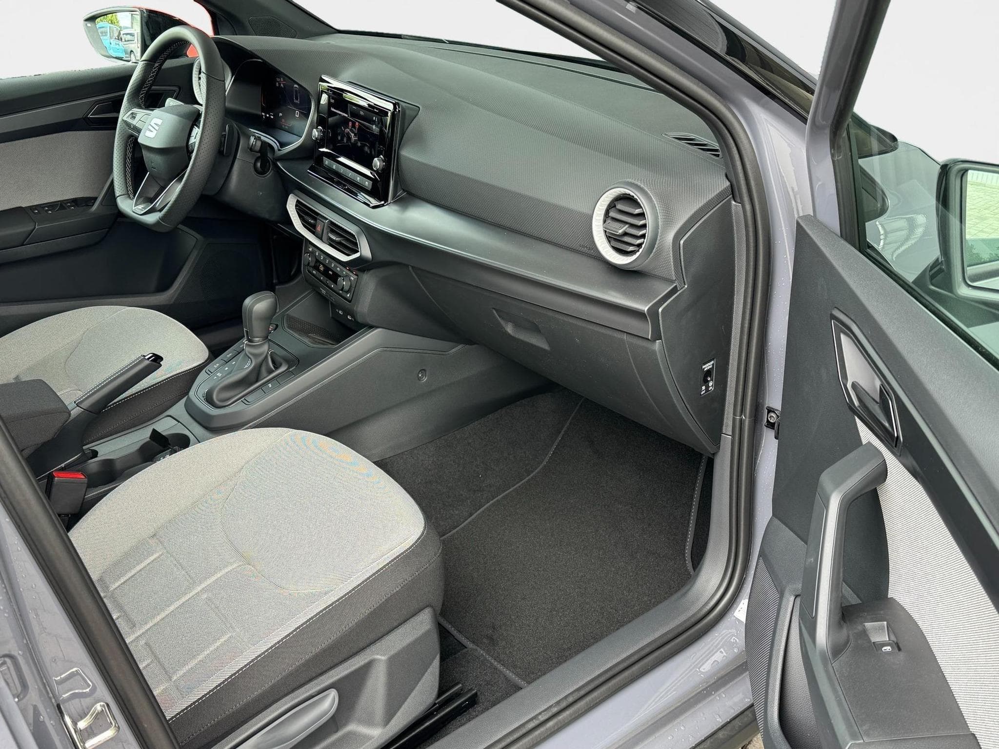 Seat Arona FR (2026) - Photo 8