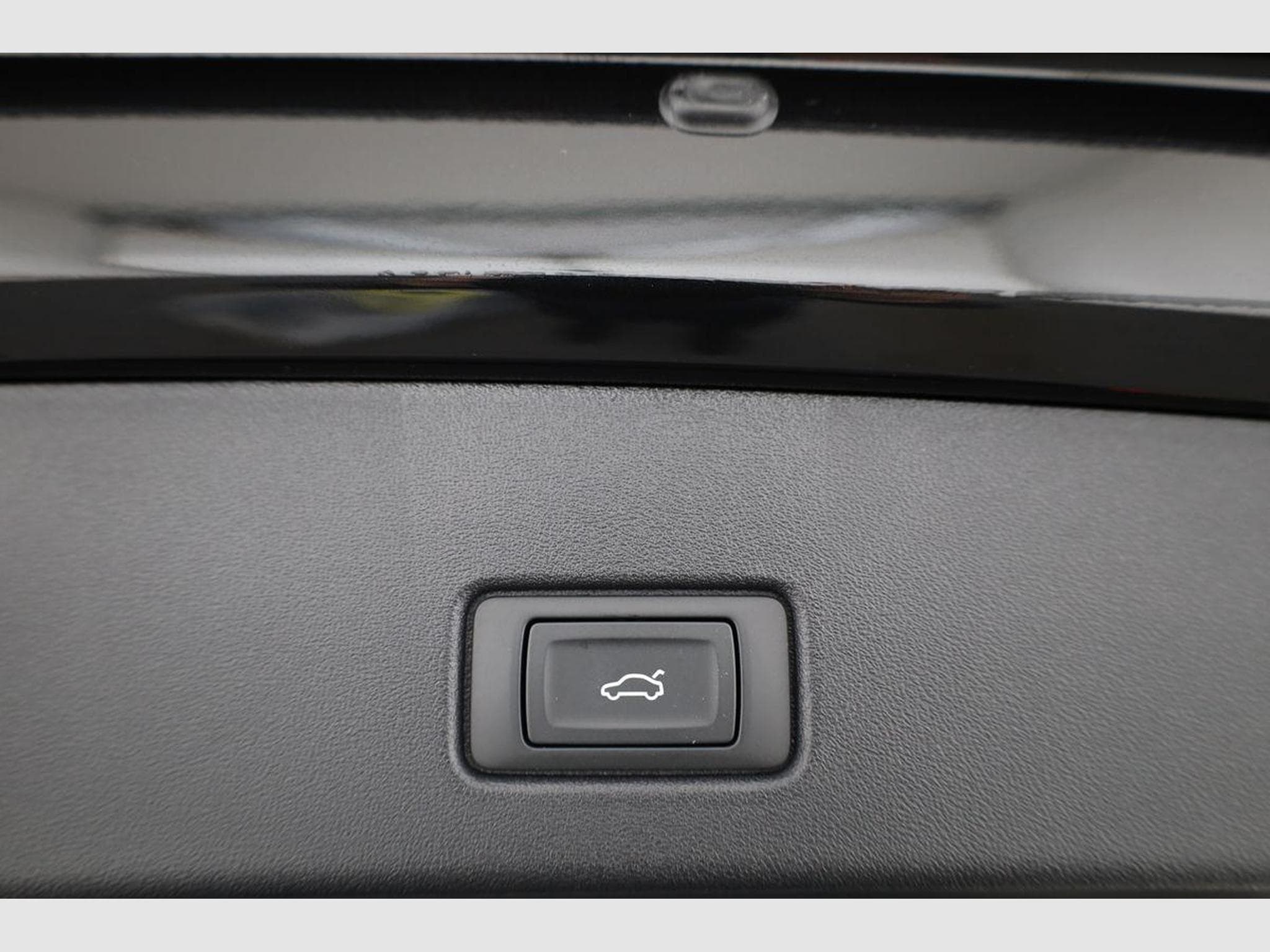 Audi Q4 e-tron 45 e-tron basis quattro (2026) - Photo 15