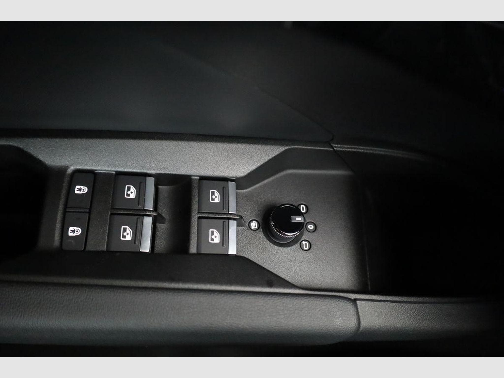 Audi Q4 e-tron 45 e-tron basis quattro (2026) - Photo 7