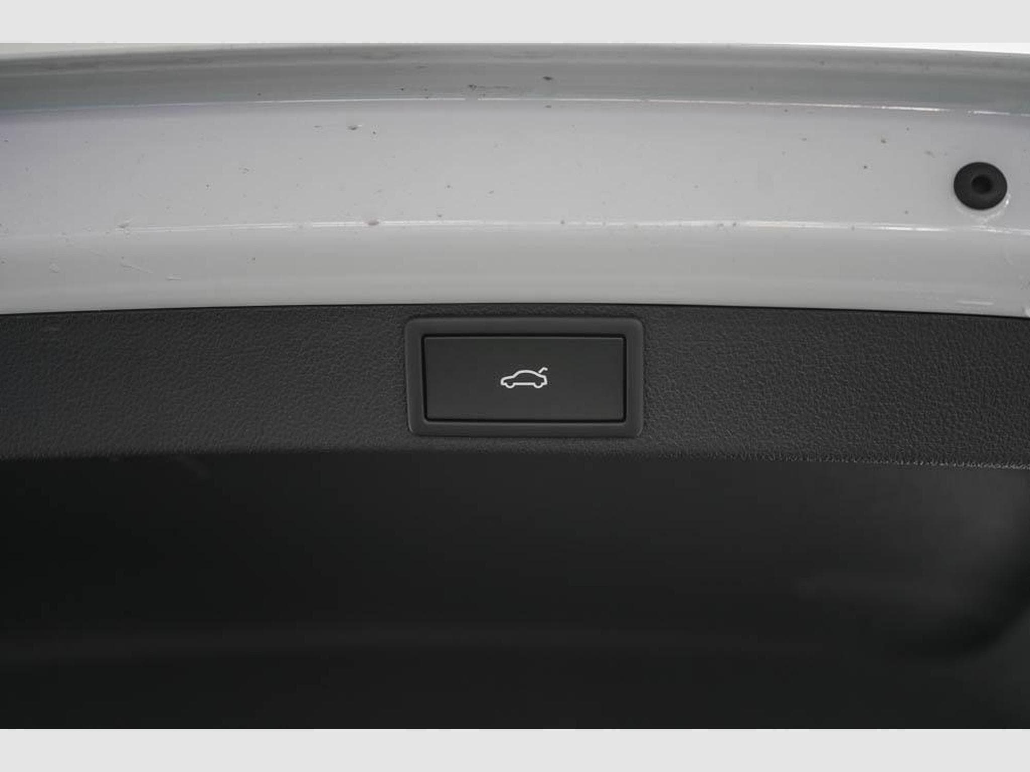 Skoda Octavia Kombi 1,5 eTSI (2026) - Photo 20