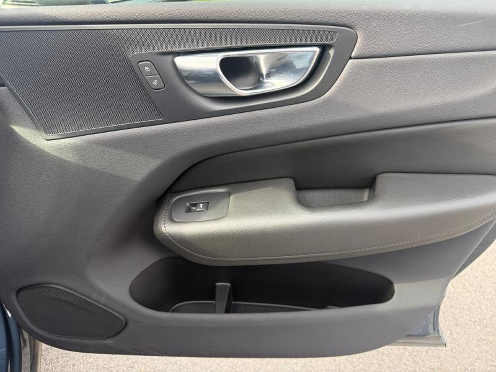 Volvo XC60 B4 Core / Essence (2022) - Foto 21
