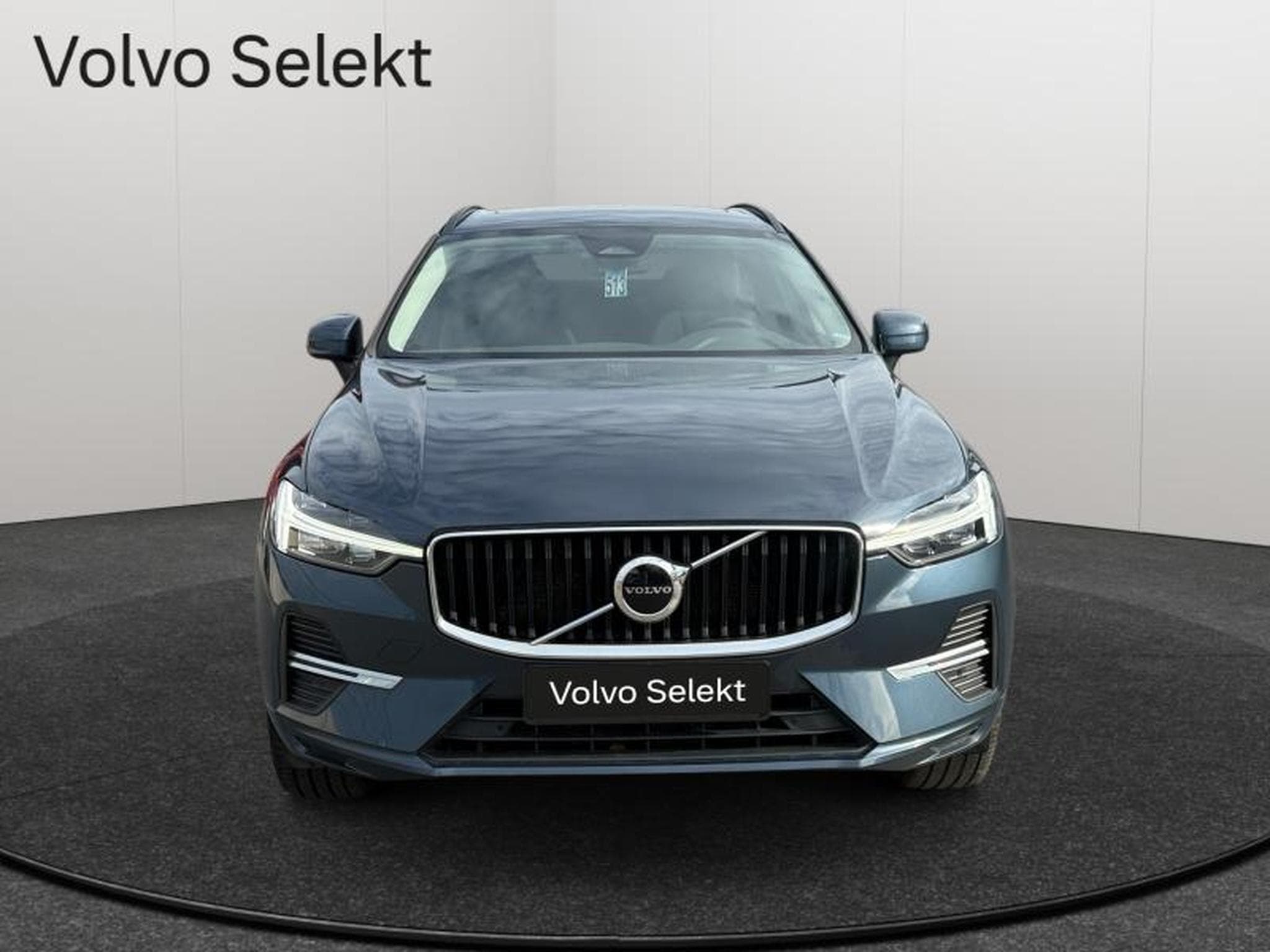 Volvo XC60 B4 Core / Essence (2022) - Foto 8