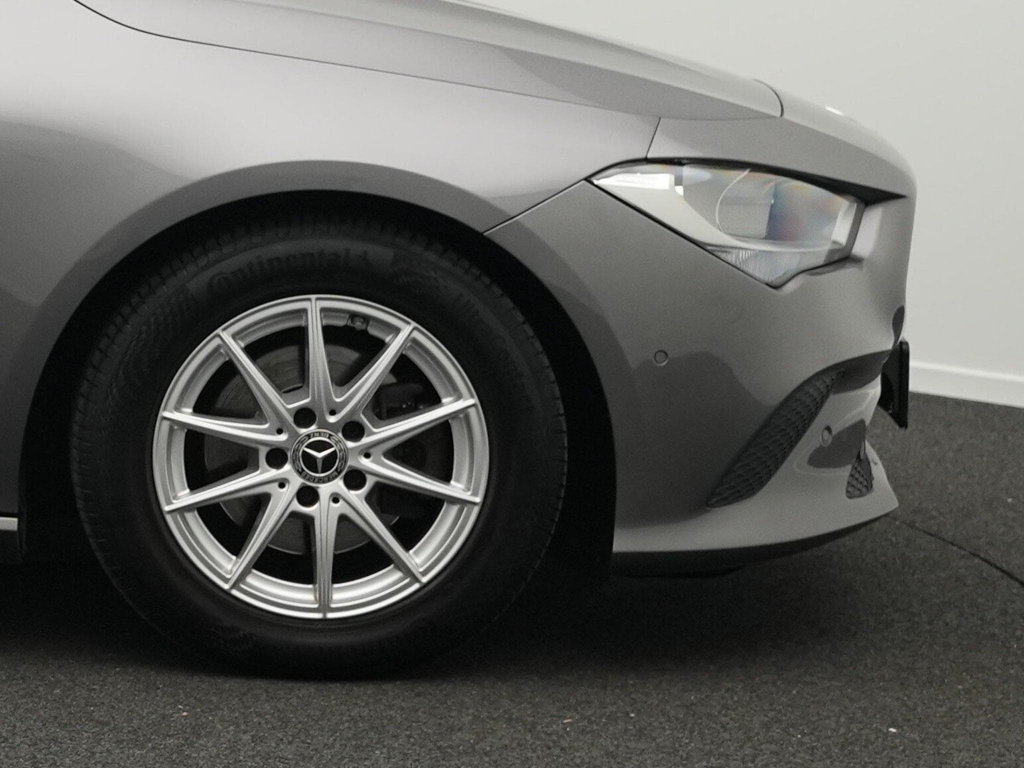 Mercedes CLA 180 Cpe Kamera+PTS+MBUX (2022) - Foto 6