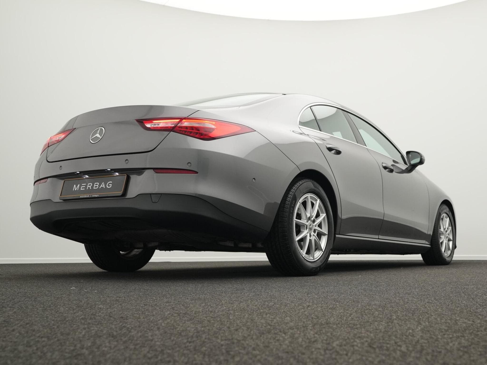 Mercedes CLA 180 Cpe Kamera+PTS+MBUX (2022) - Foto 9