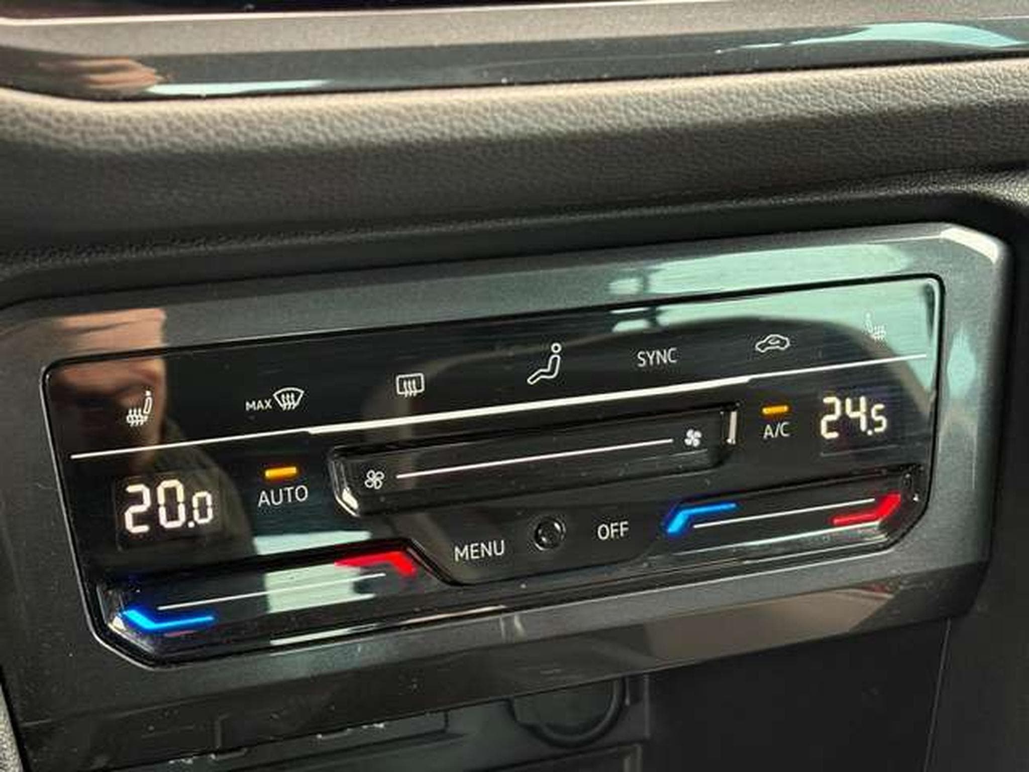 VW Tiguan Tiguan 1.5 TSI OPF DSG URBAN SPORT (2023) - Photo 10