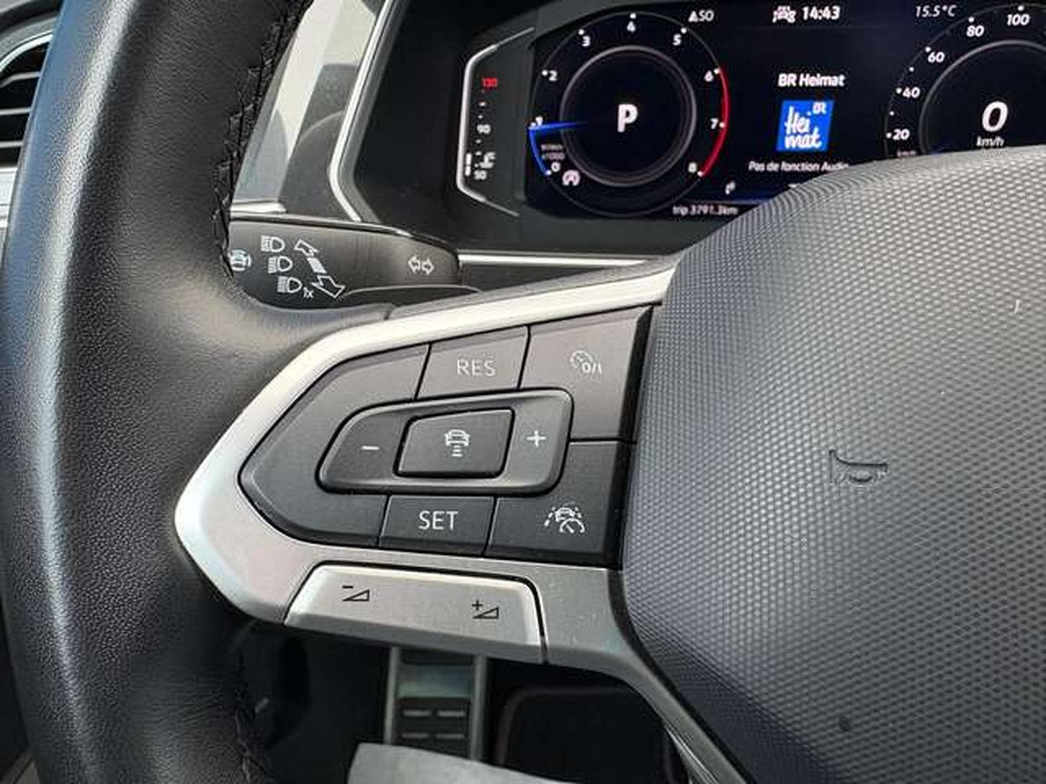 VW Tiguan Tiguan 1.5 TSI OPF DSG URBAN SPORT (2023) - Photo 14