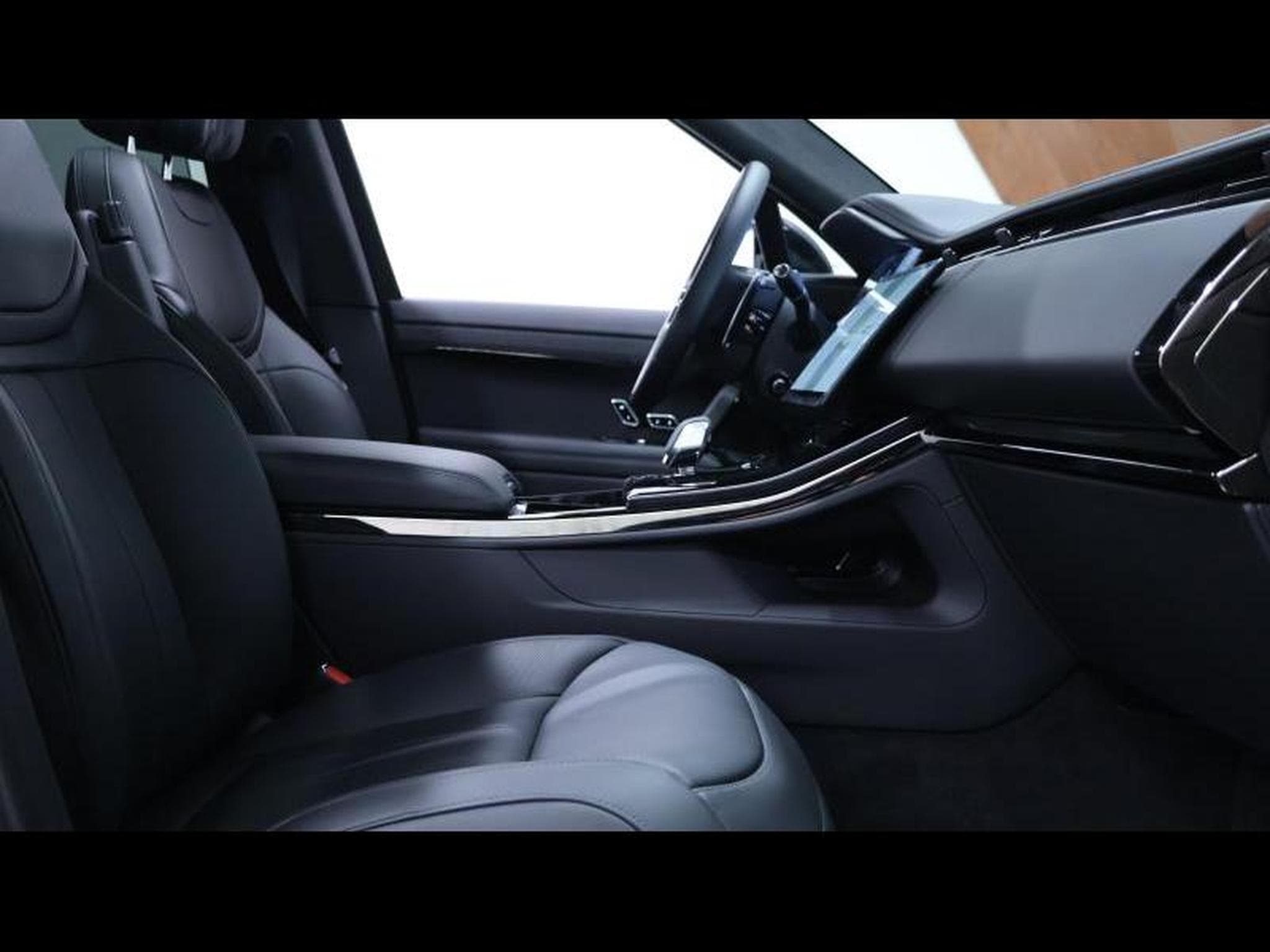 Land-Rover Range Rover Sport P530 Autobiography AWD Auto (2026) - Photo 11