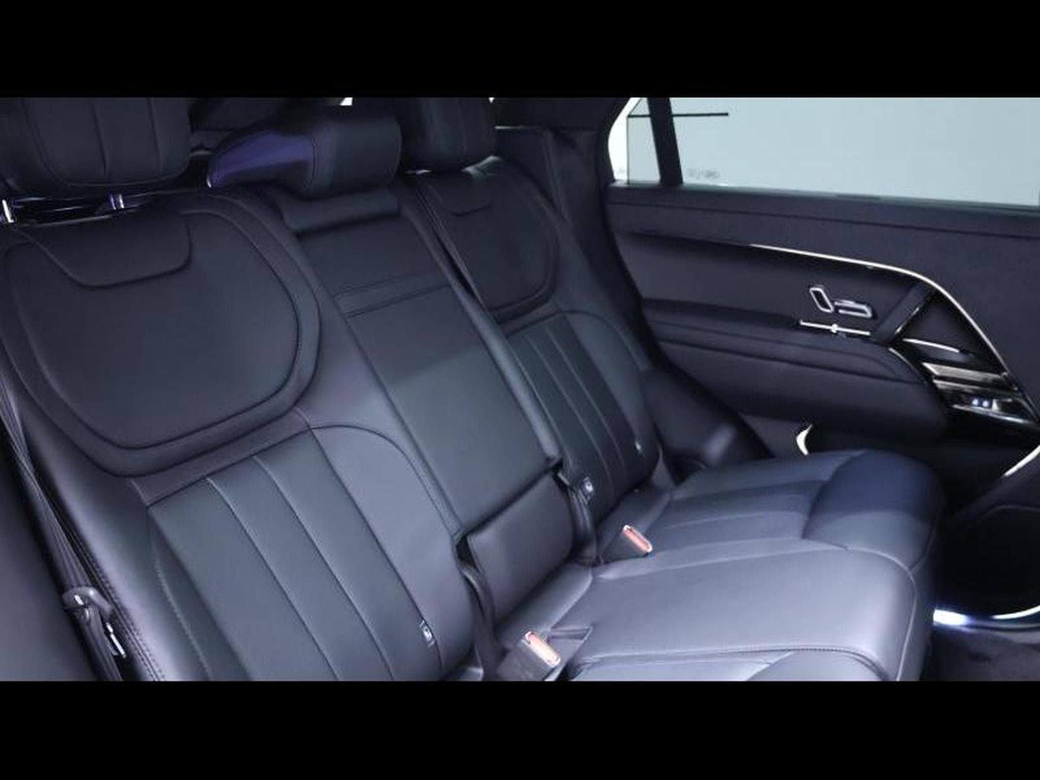 Land-Rover Range Rover Sport P530 Autobiography AWD Auto (2026) - Photo 14