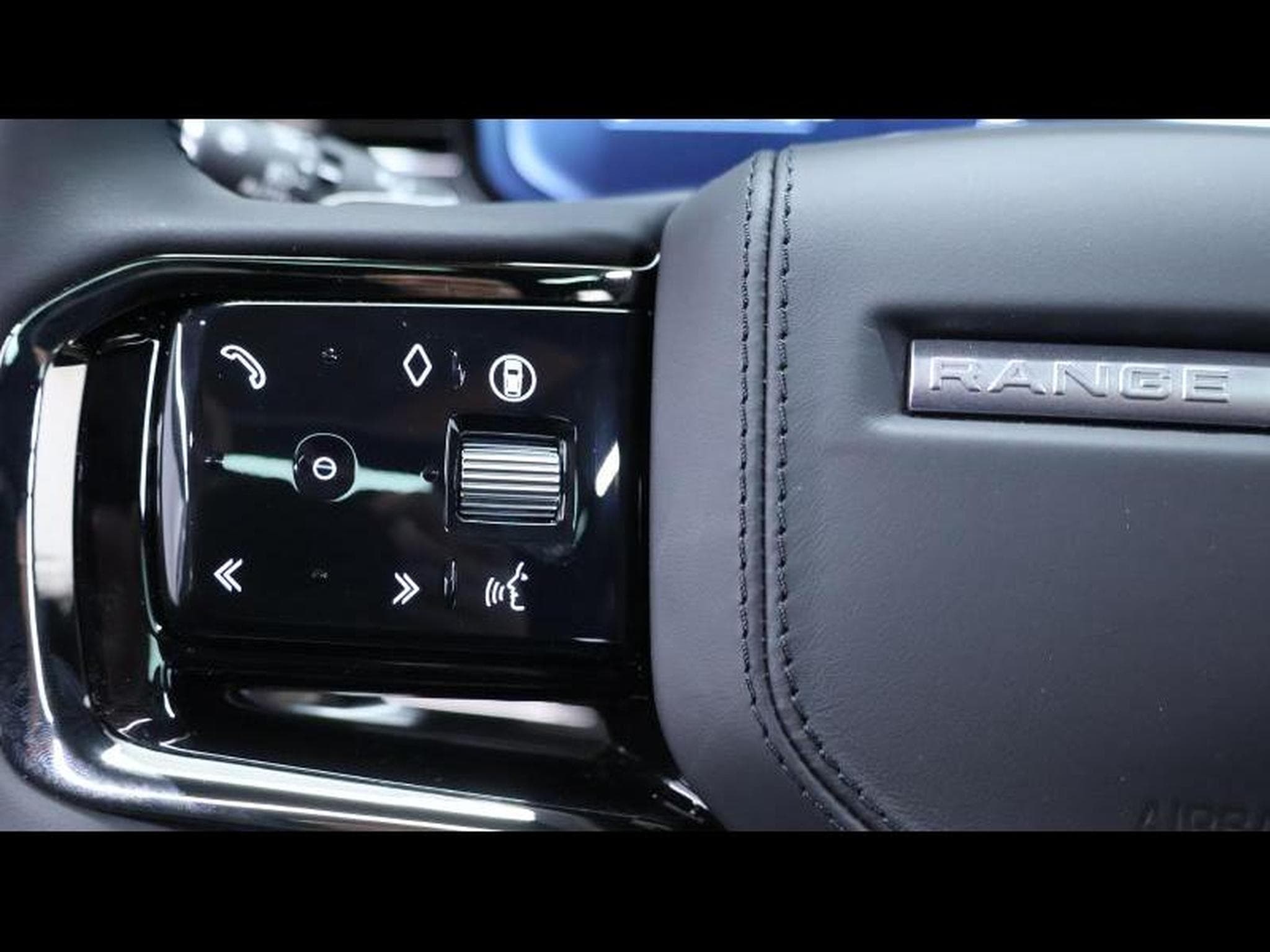 Land-Rover Range Rover Sport P530 Autobiography AWD Auto (2026) - Photo 17