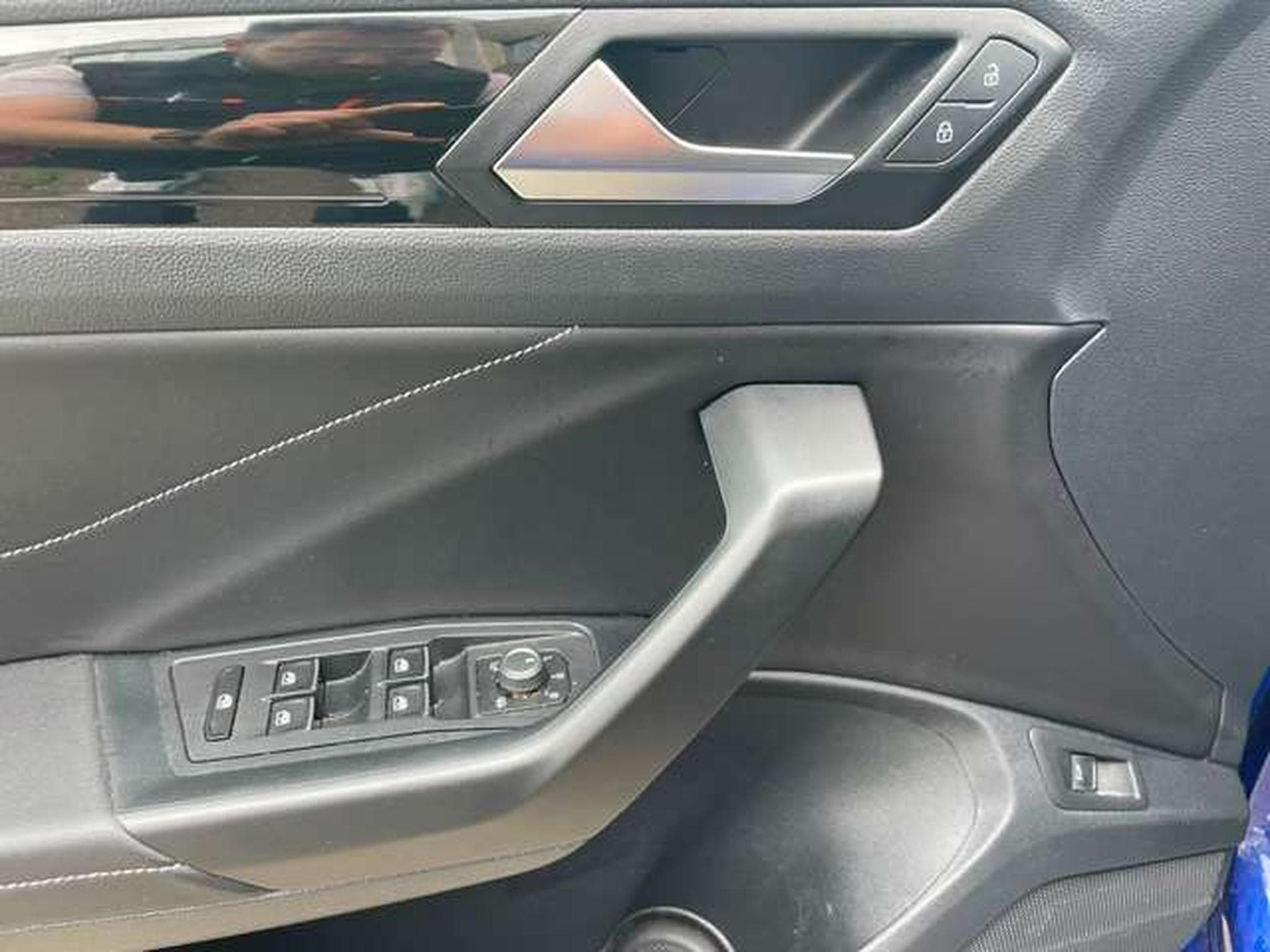 VW T-Roc 1.5 DSG R-Line GARANTIE JUSQU'A 36 MOIS (2022) - Foto 9