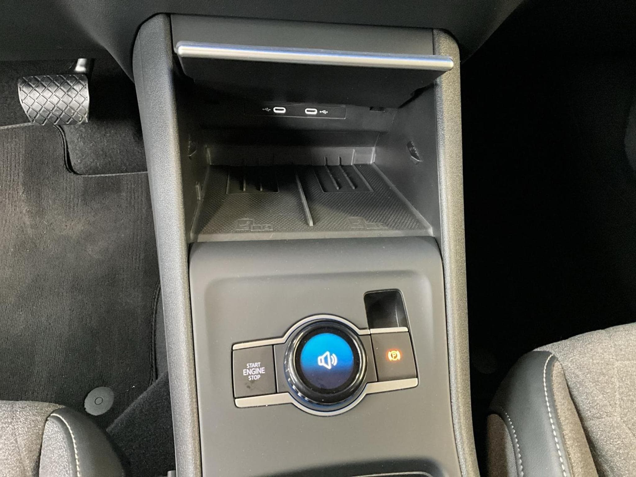 VW Tiguan Life+DSG+P.Info+AHK+Led+Navi (2025) - Foto 20