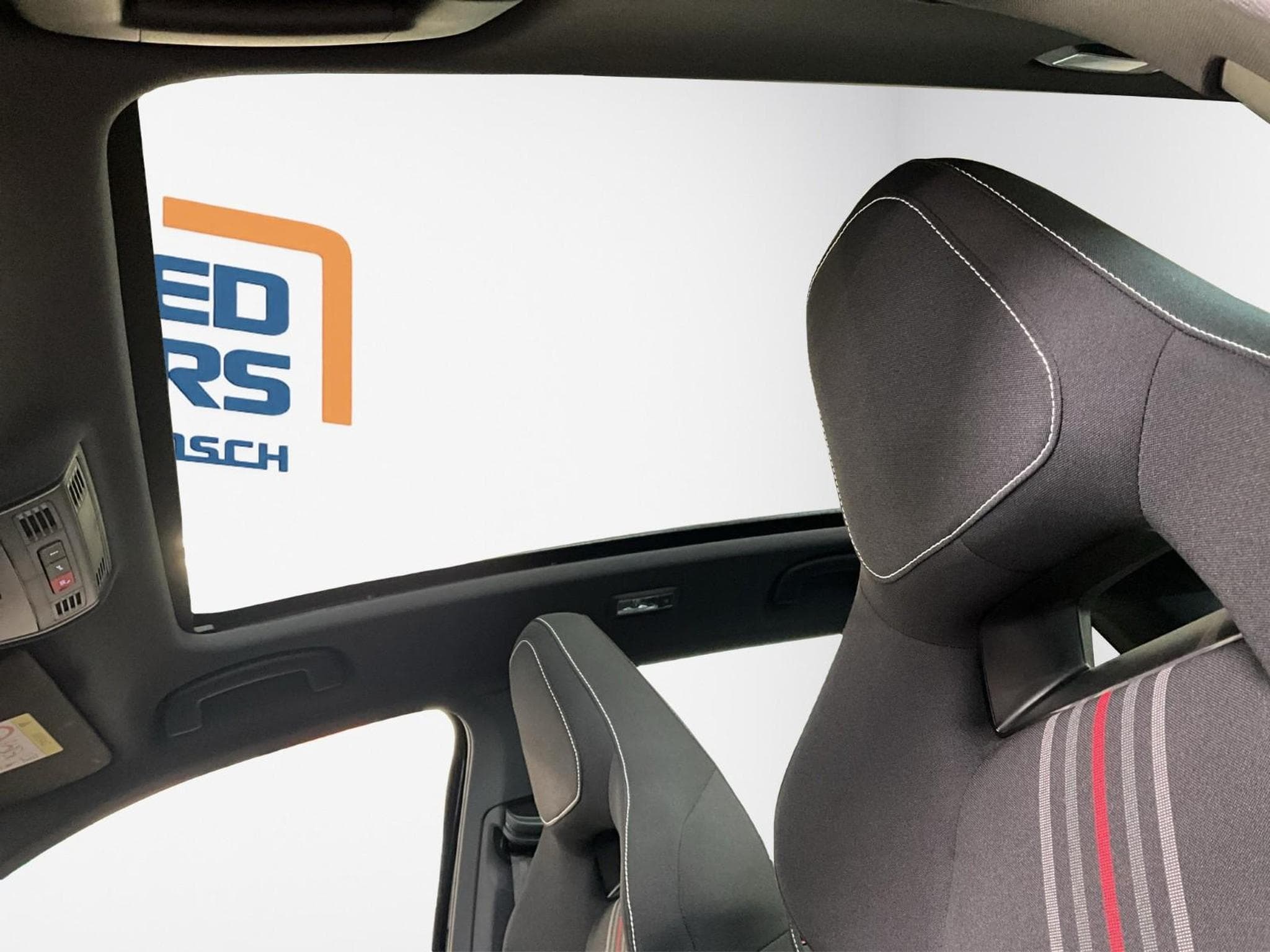 Skoda Kamiq Monte-Carlo+DSG+P.Ass.+P.Park&GO+ (2025) - Foto 18