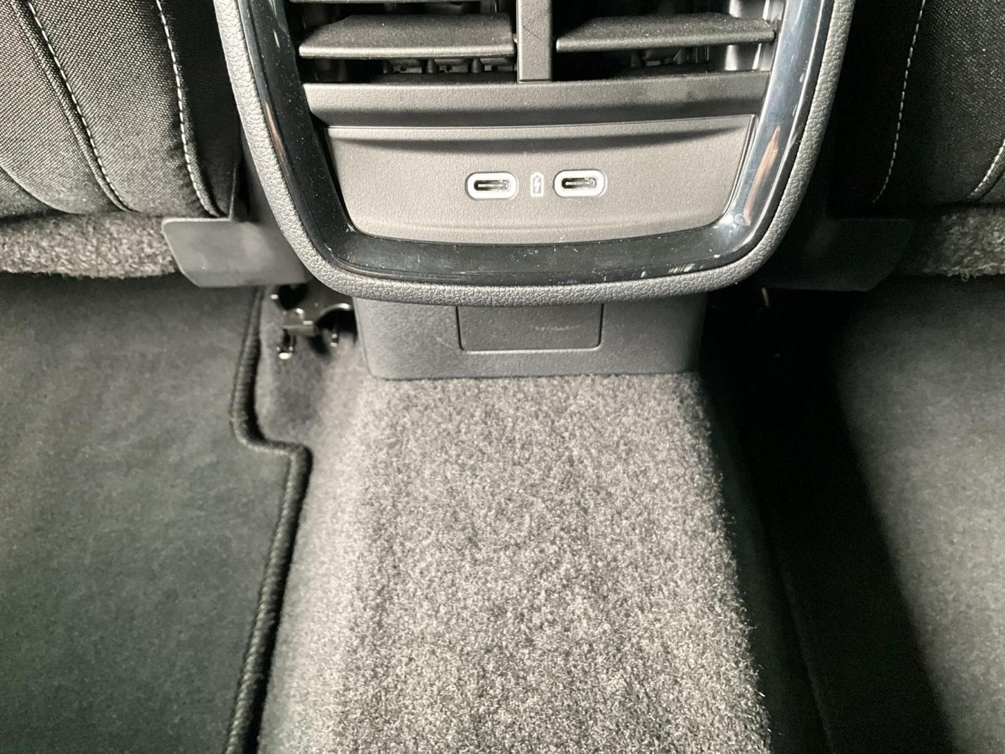 Skoda Kamiq Monte-Carlo+DSG+P.Ass.+P.Park&GO+ (2025) - Foto 20