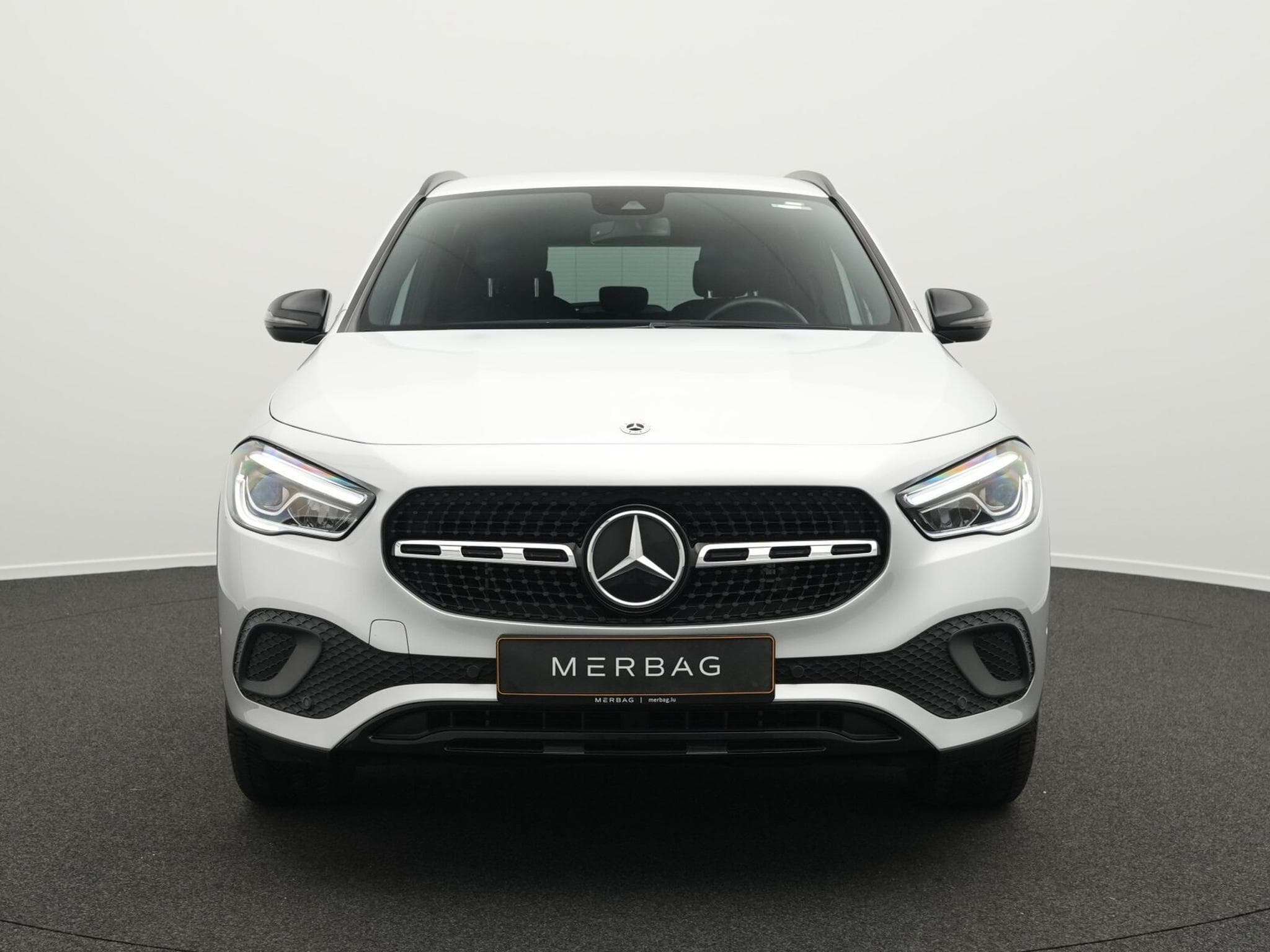 Mercedes GLA 250 e Progressive Kamera+LED+Night+18"+MBUX (2022) - Photo 2