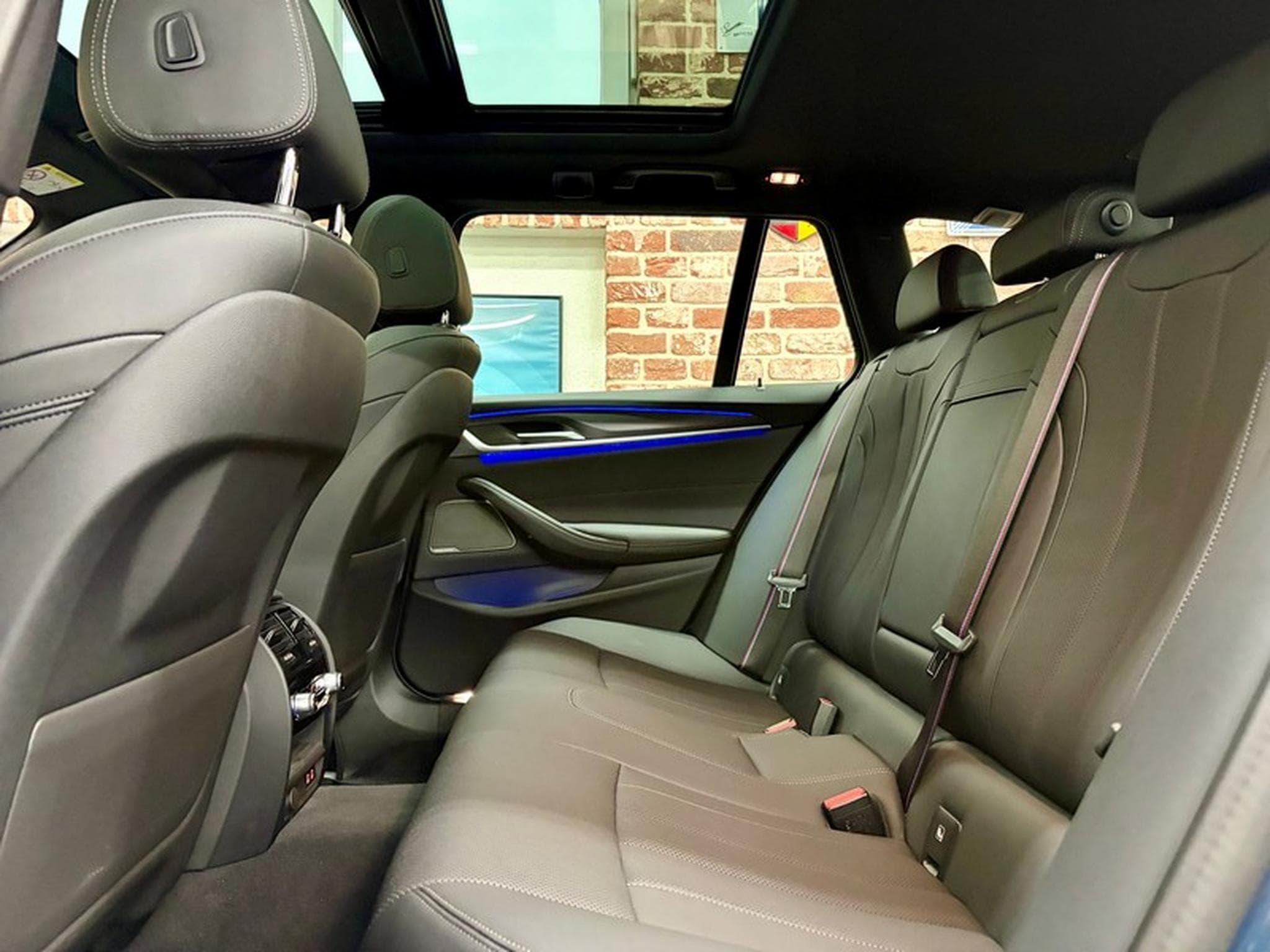 BMW 530 530dA Touring 3.0 286cv xDrive Auto M-SPORT (2023) - Photo 6