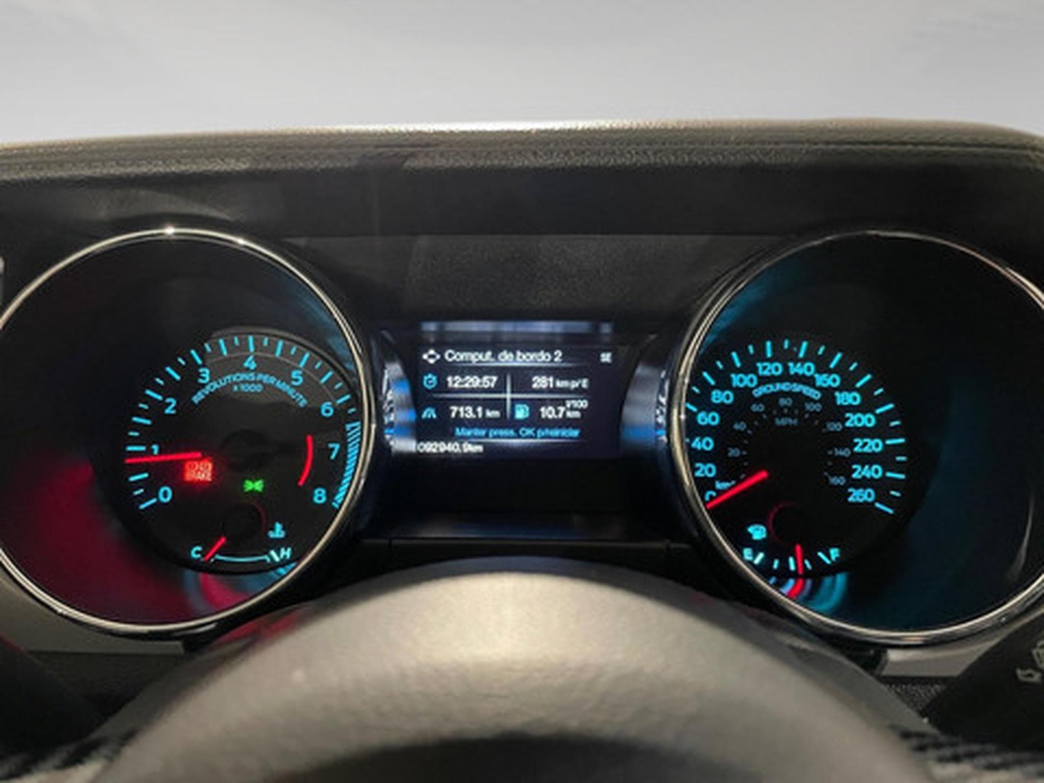 Ford Mustang 5.0i V8 GT (2018) - Photo 2