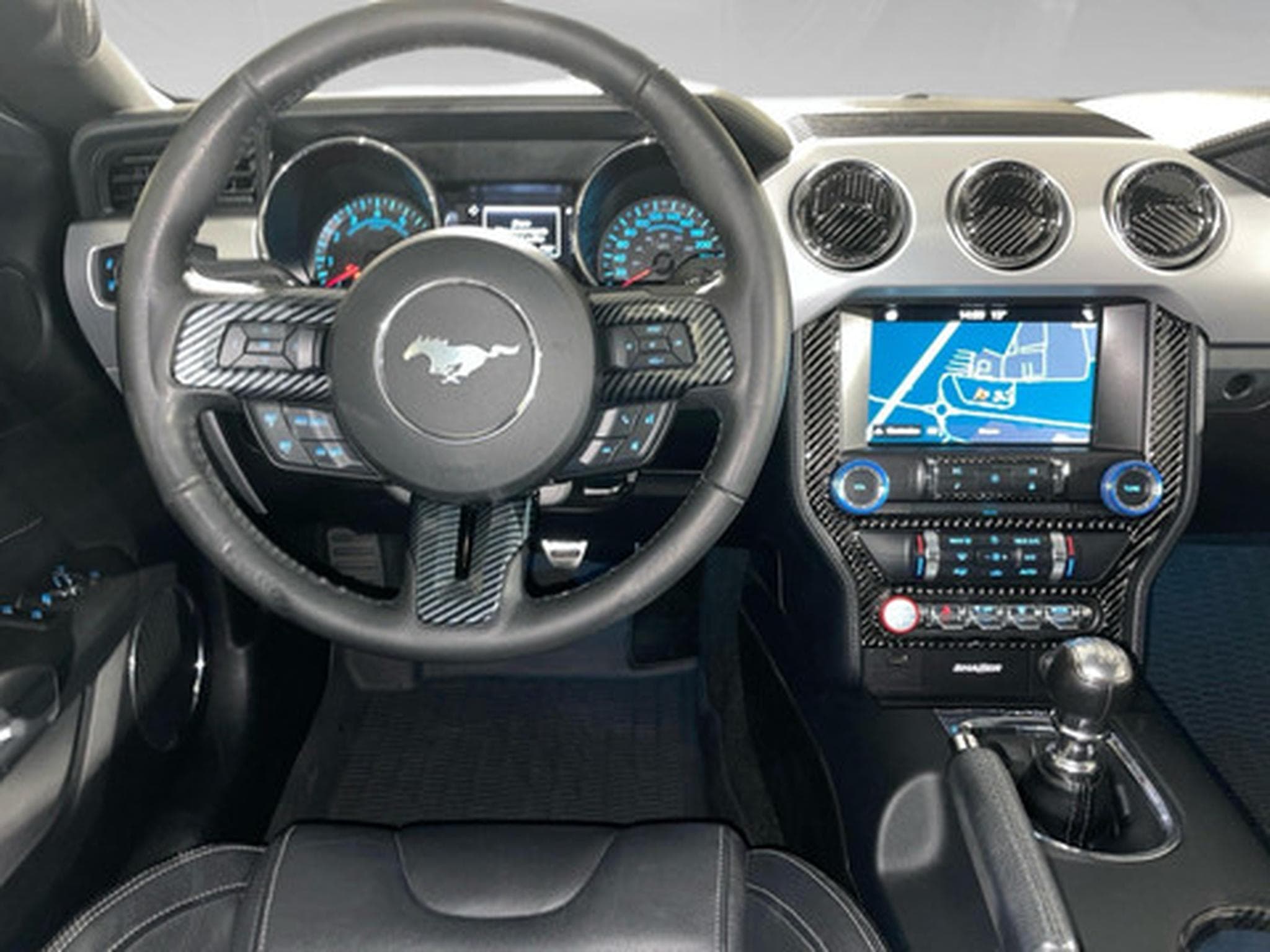 Ford Mustang 5.0i V8 GT (2018) - Photo 6
